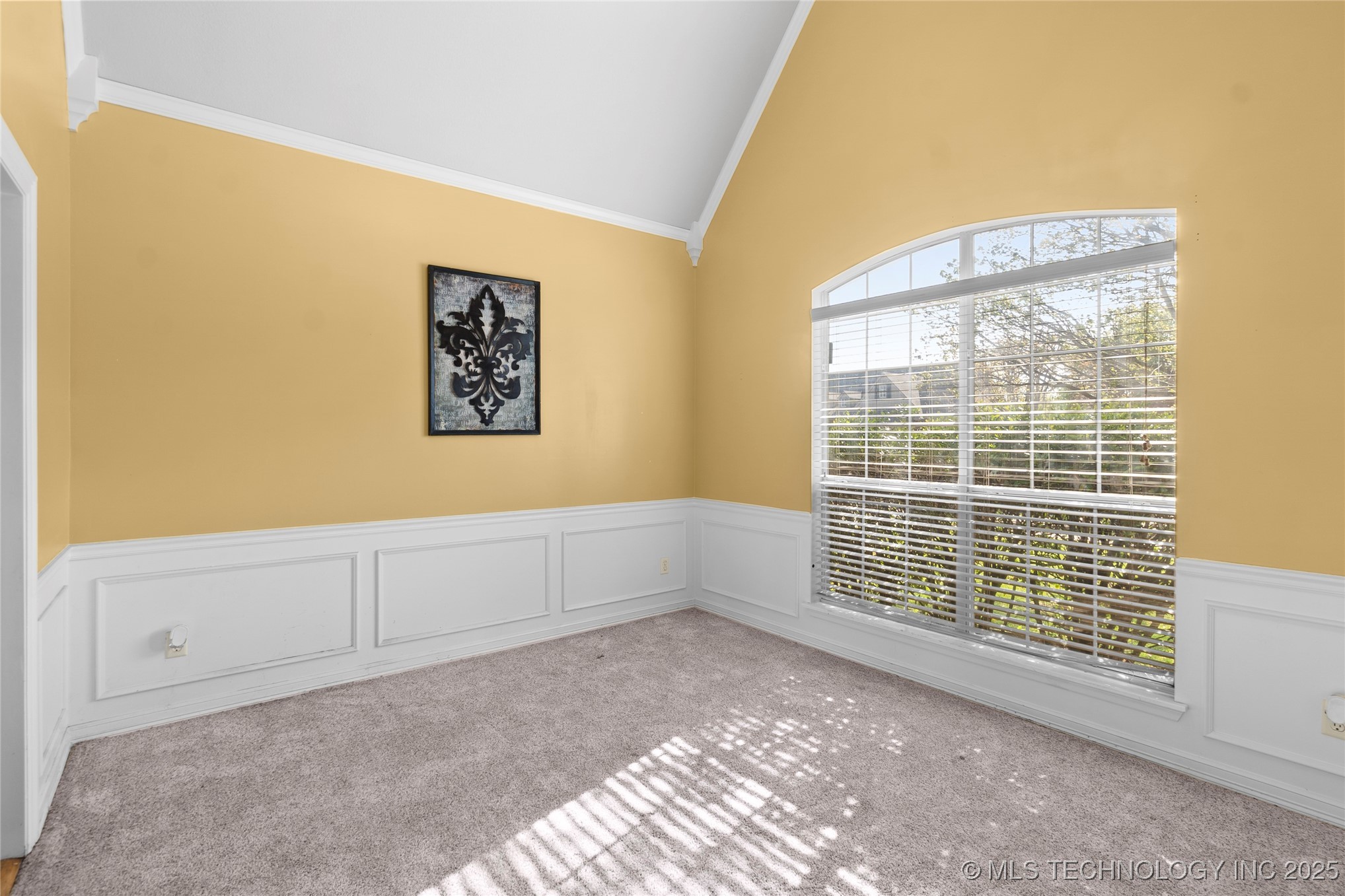 715 N Butternut Court Property Photo 8