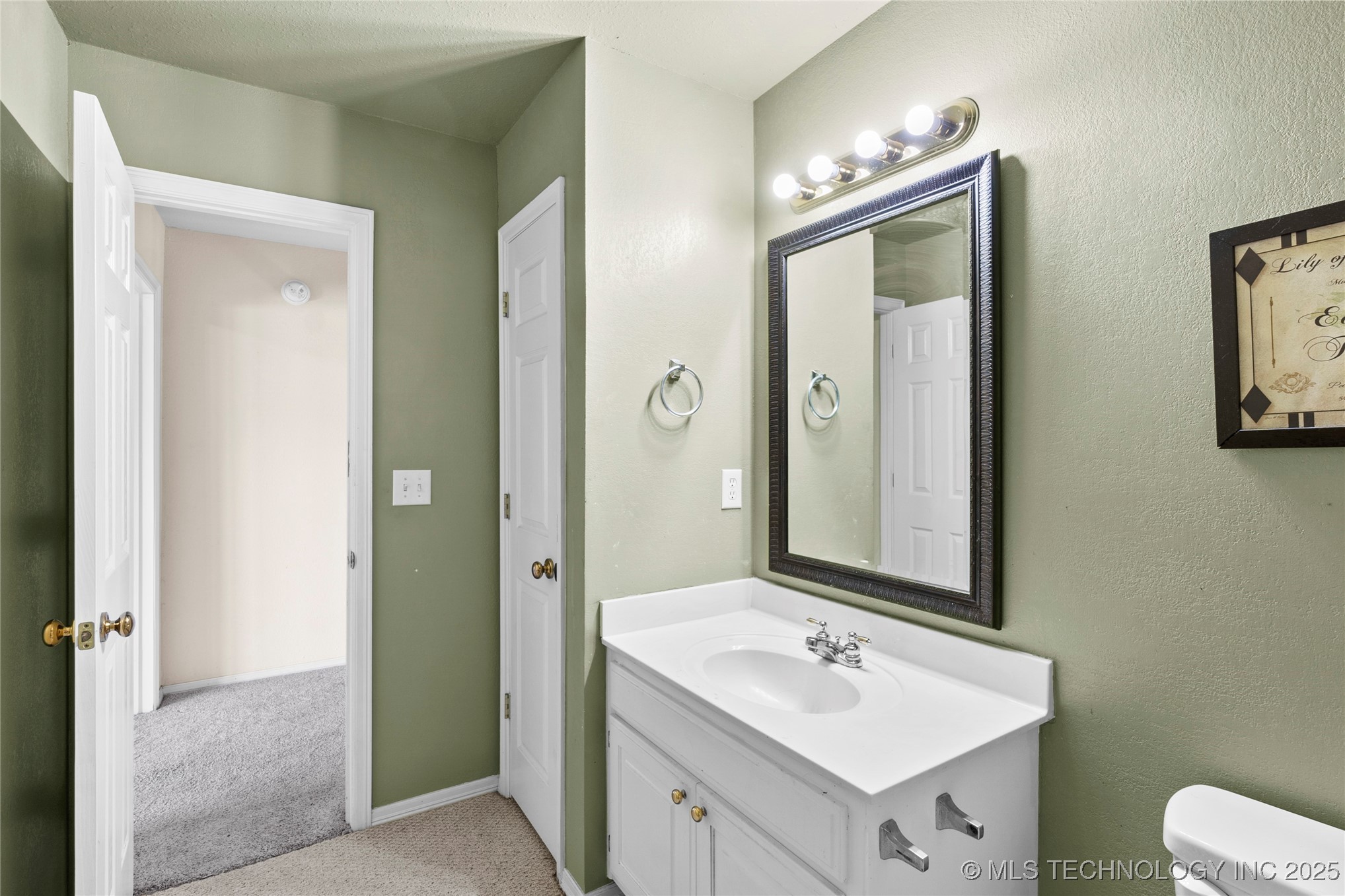 715 N Butternut Court Property Photo 40
