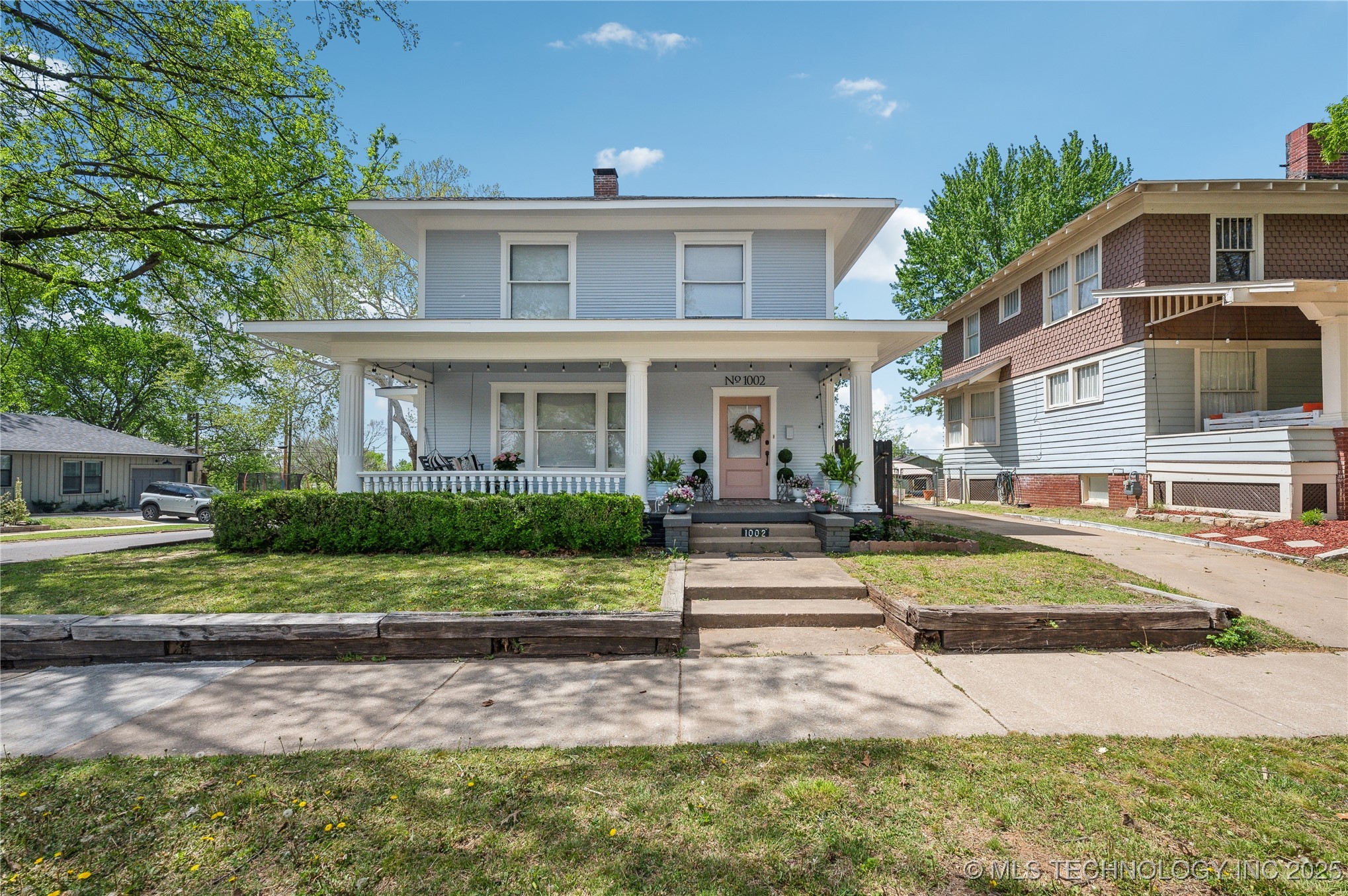 1002 N Denver Avenue Property Photo