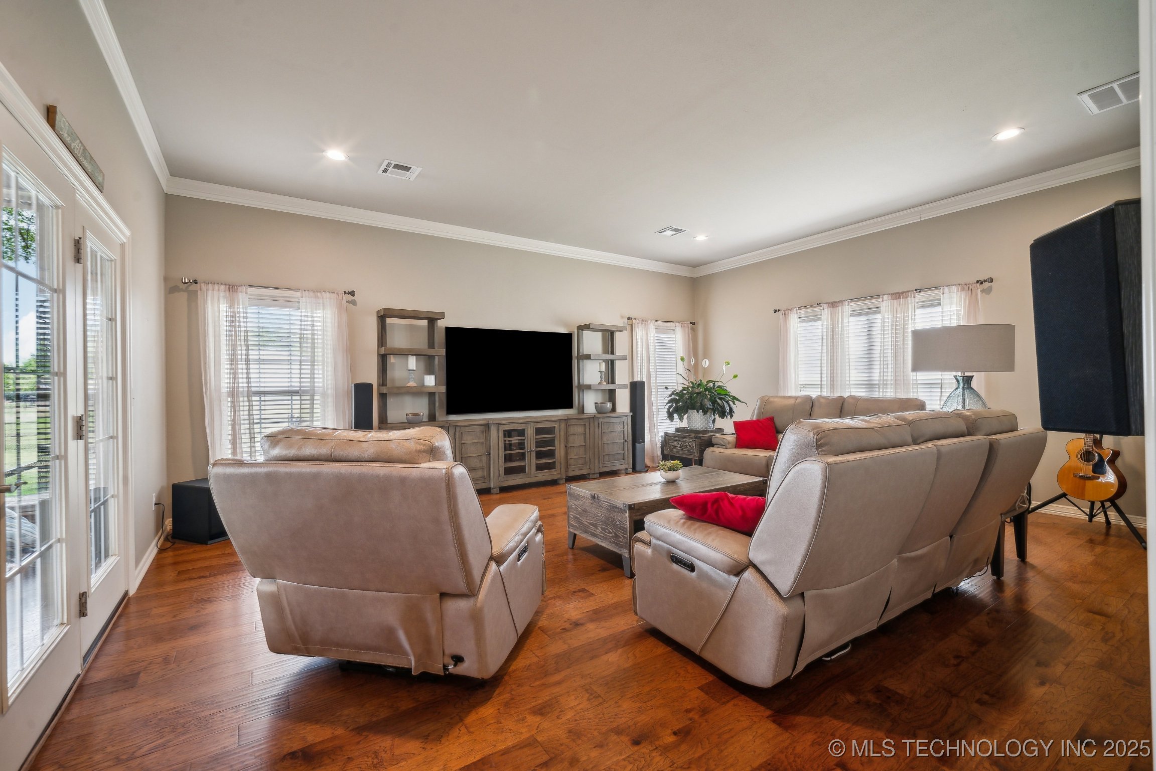24120 S Meadowview Court Property Photo 15