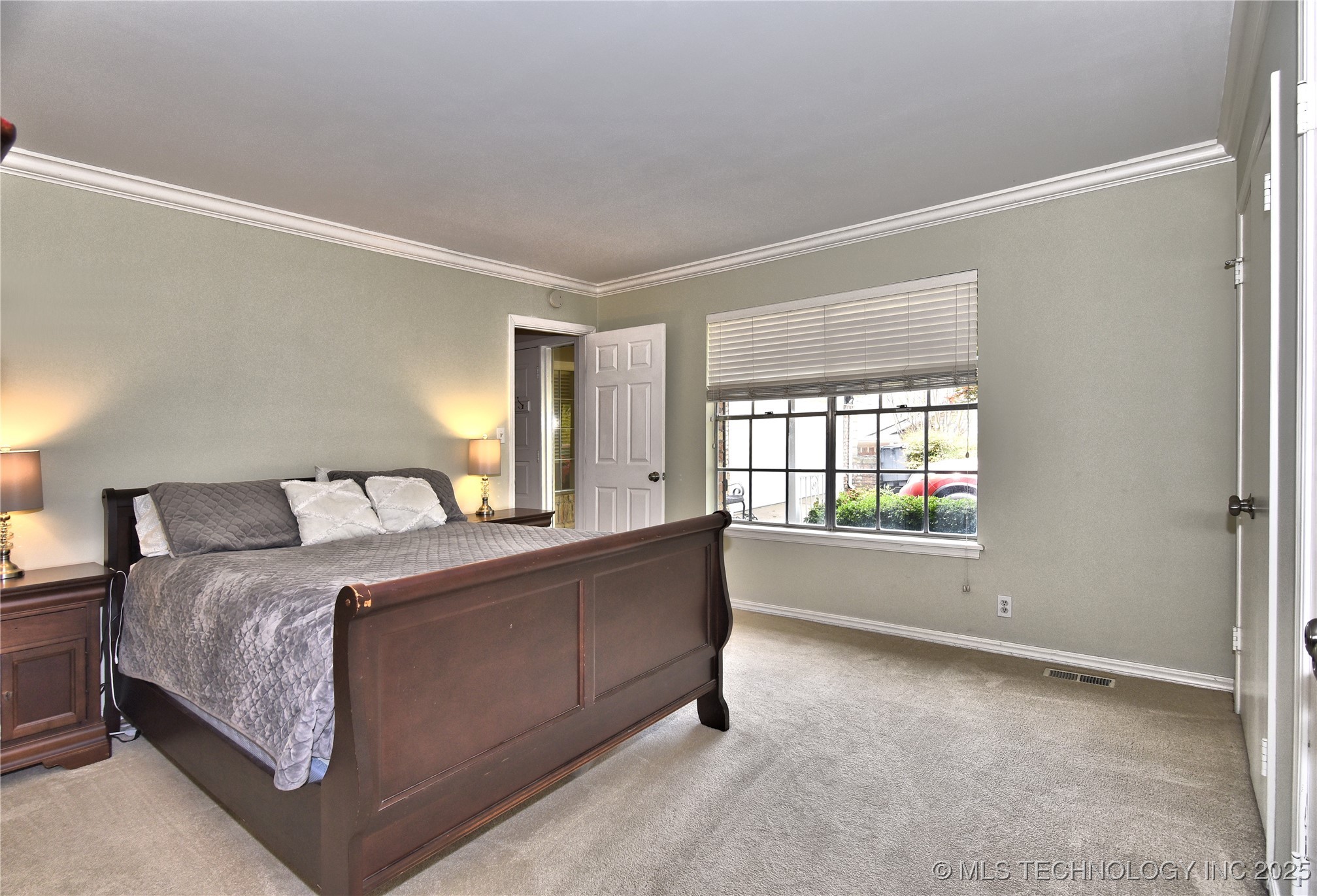 3638 E 69th Place Property Photo 19
