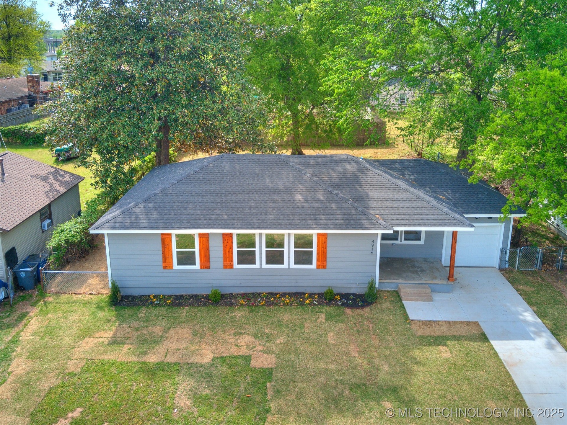 4916 S Cincinnati Avenue Property Photo