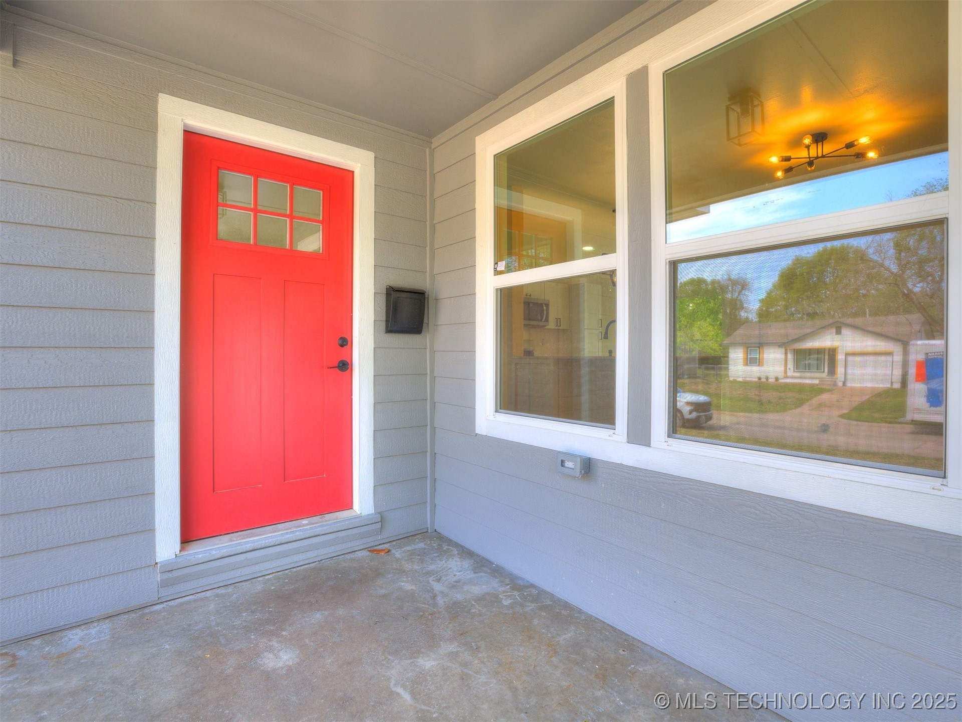 4916 S Cincinnati Avenue Property Photo 4