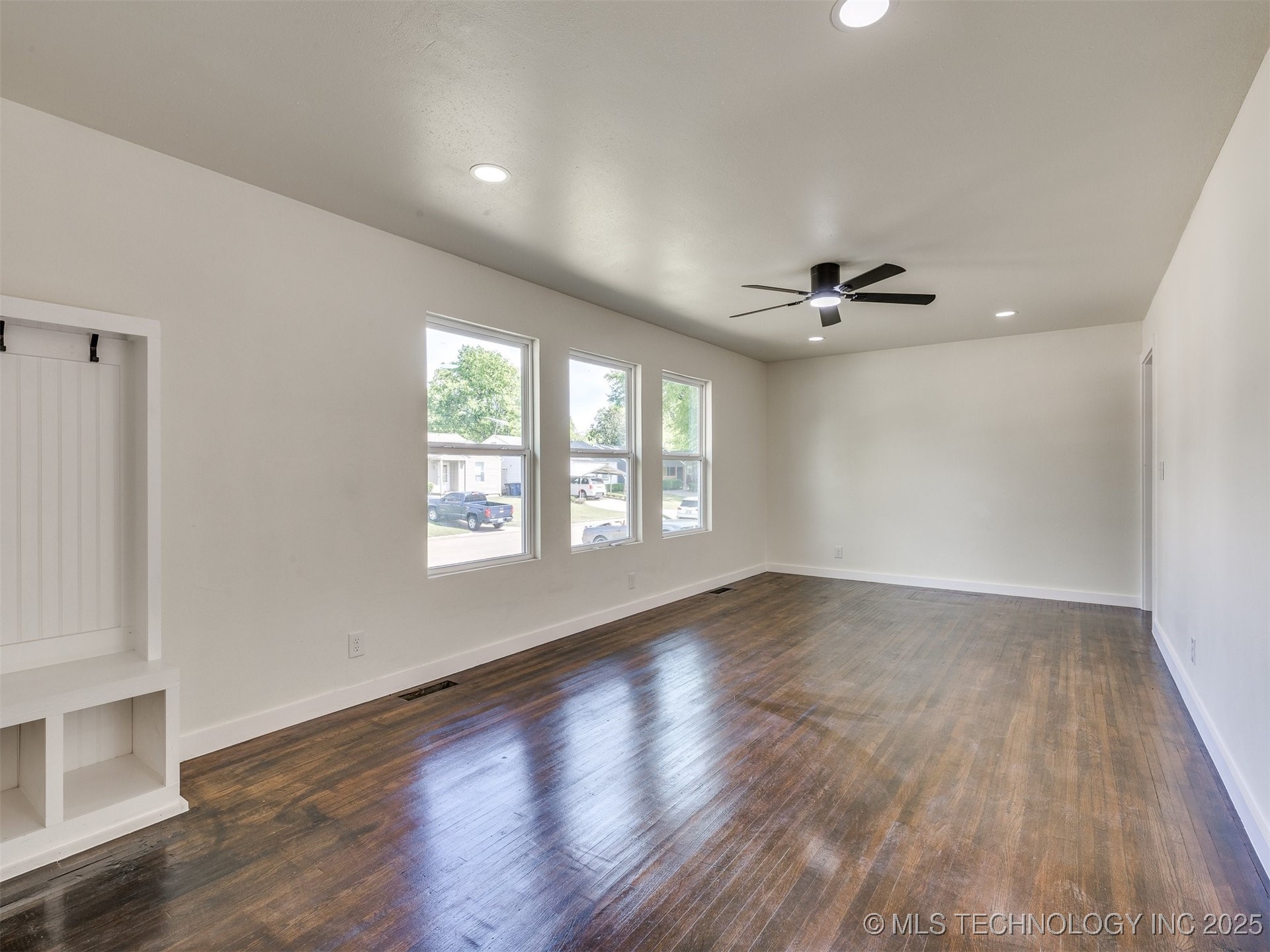 4916 S Cincinnati Avenue Property Photo 8