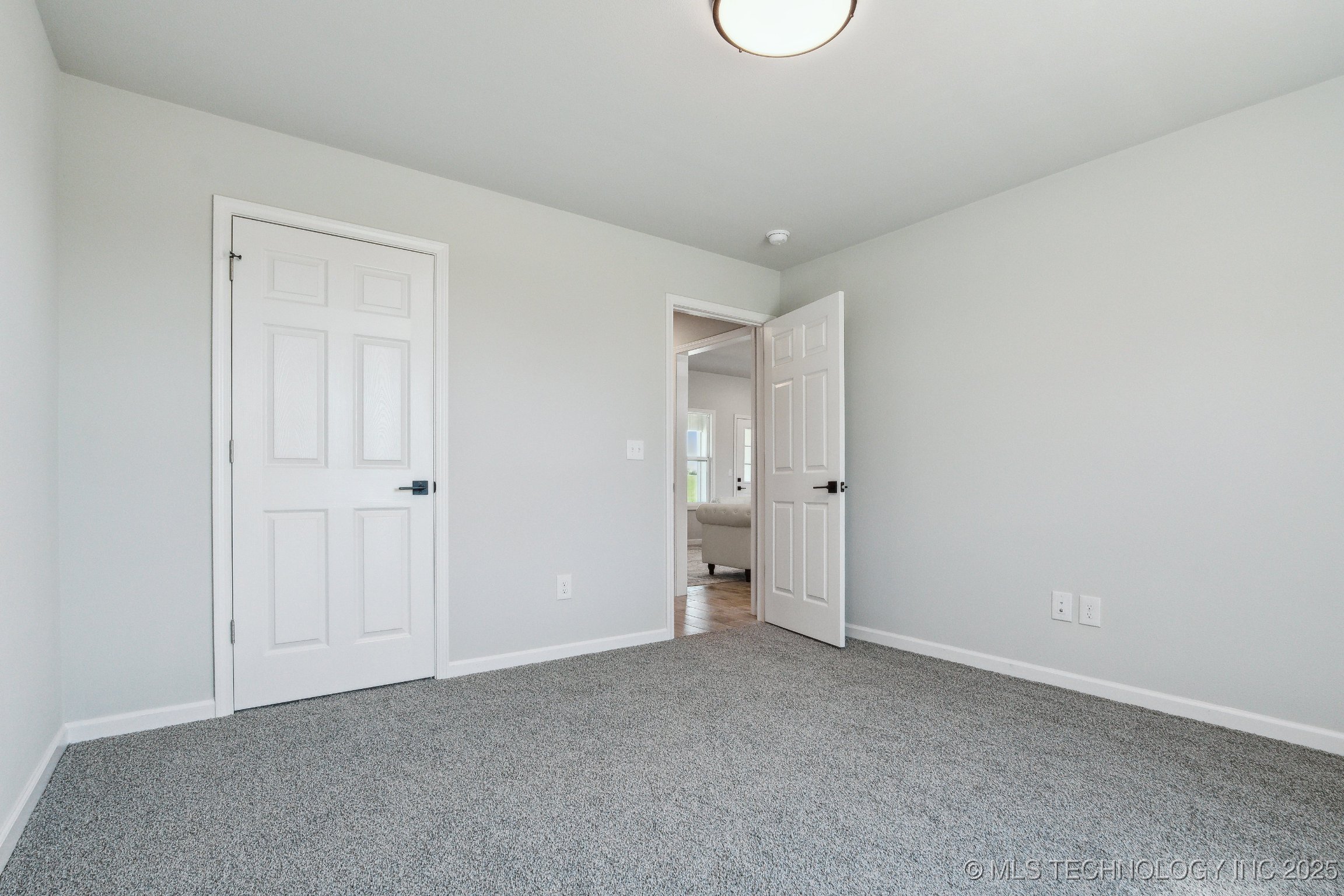 2919 S 426 Road Property Photo 24