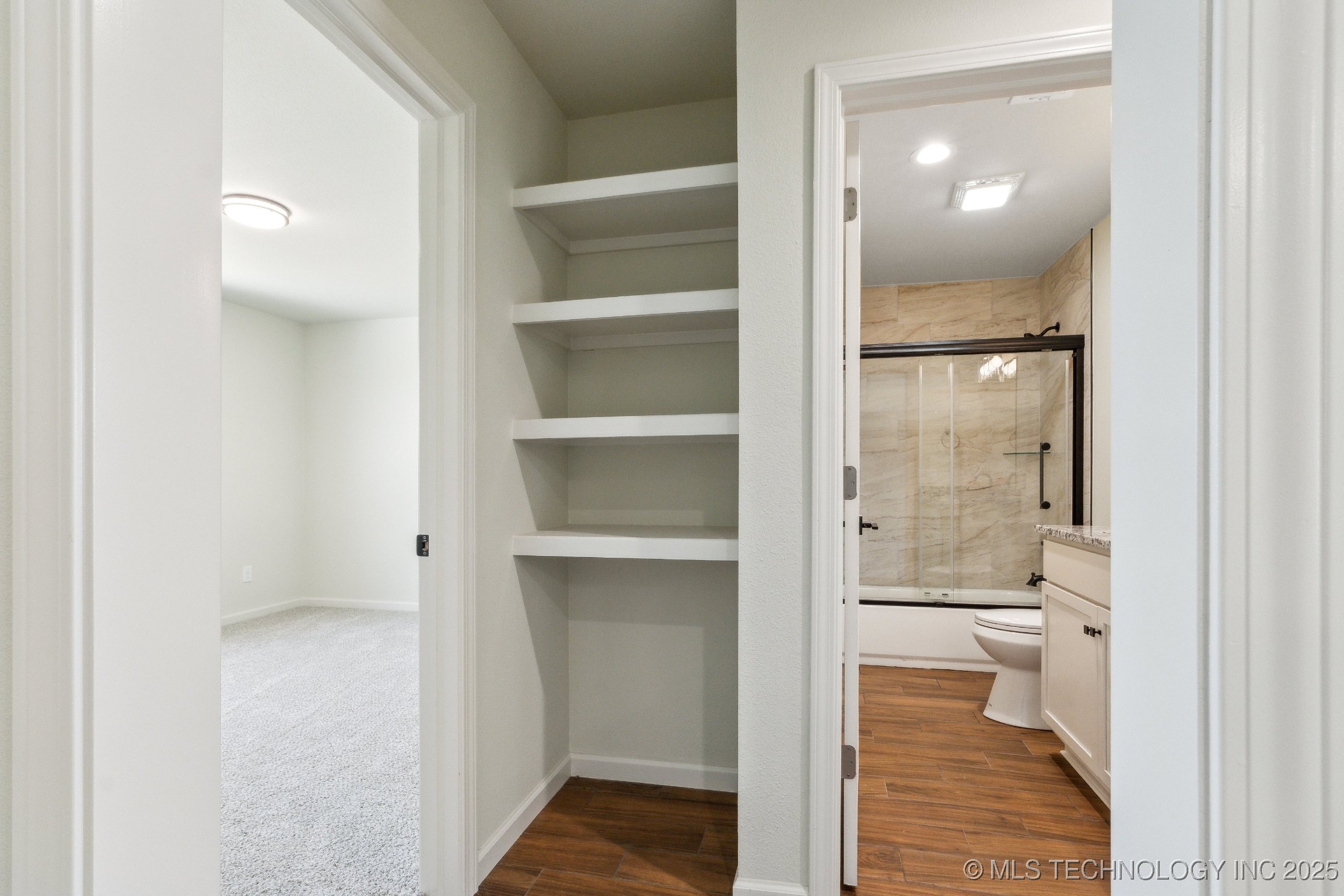 2939 S 426 Road Property Photo 21