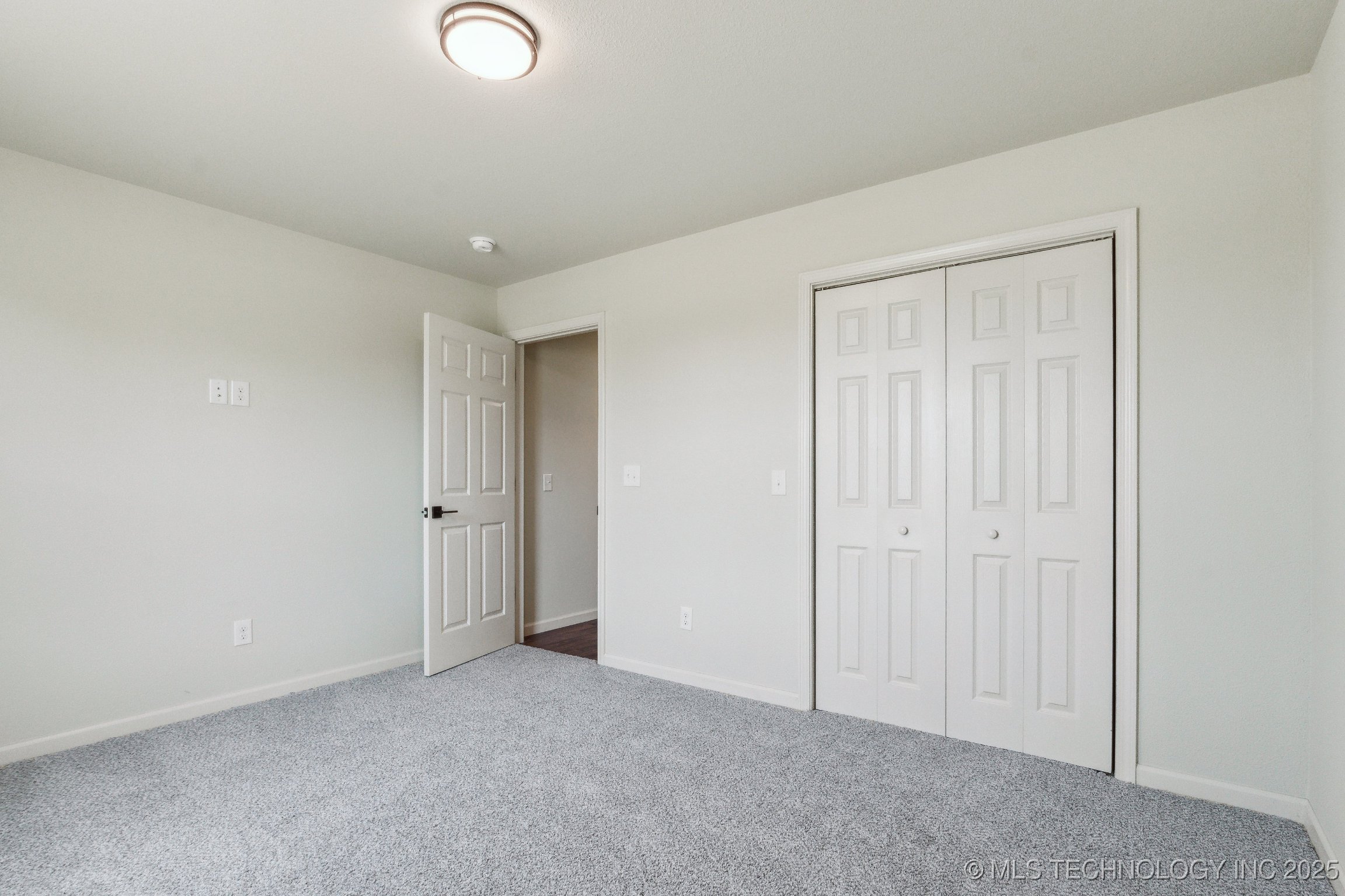 2939 S 426 Road Property Photo 24
