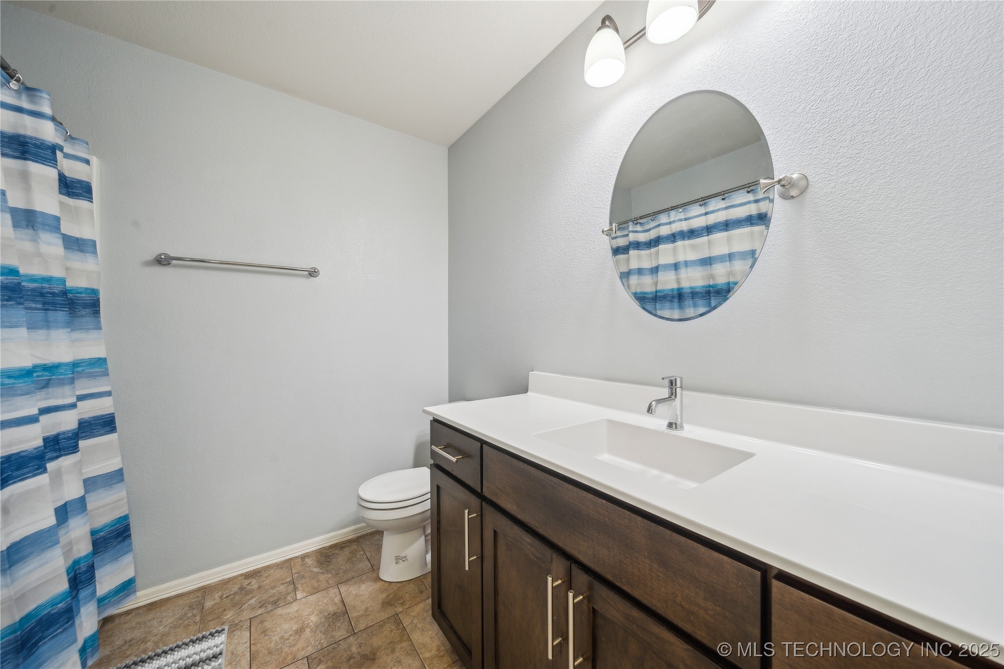 8822 N 63rd East Avenue Property Photo 28