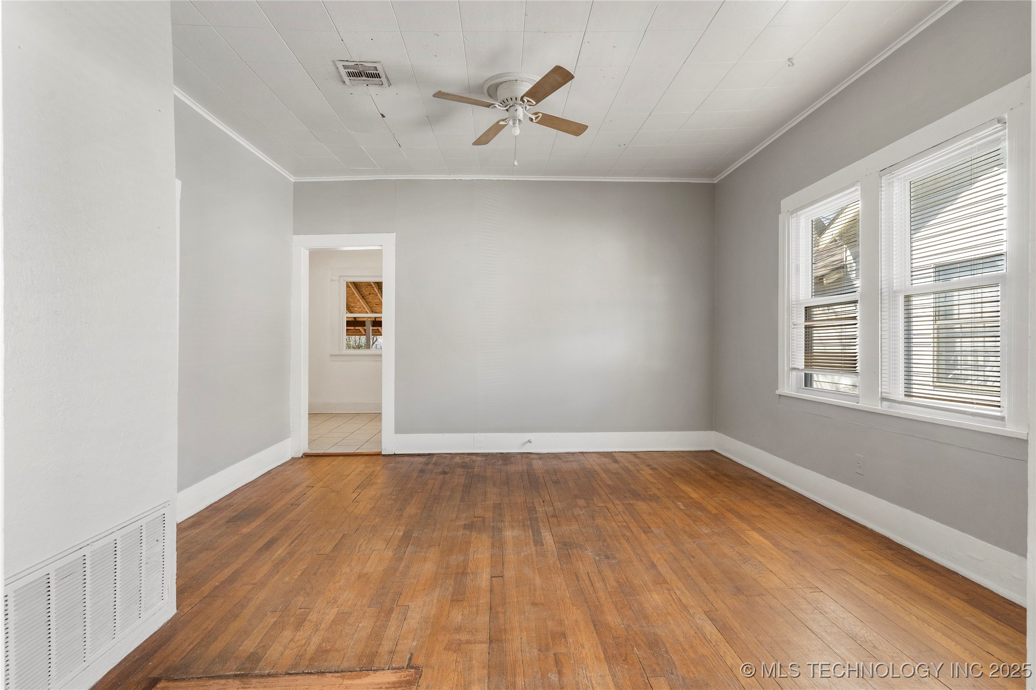 1128 S Zunis Avenue Property Photo 13