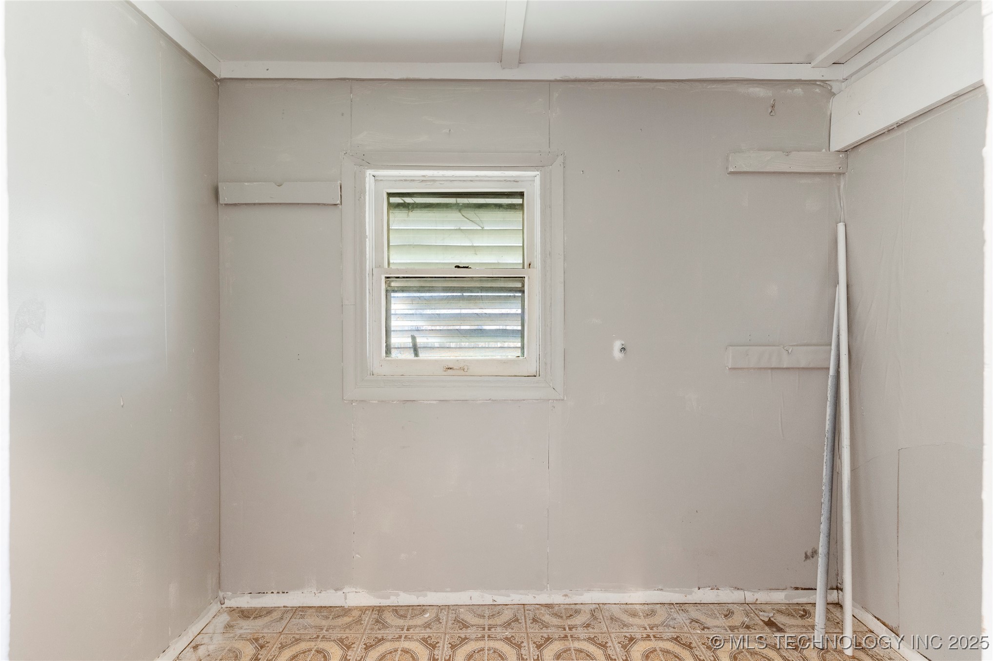 1128 S Zunis Avenue Property Photo 28