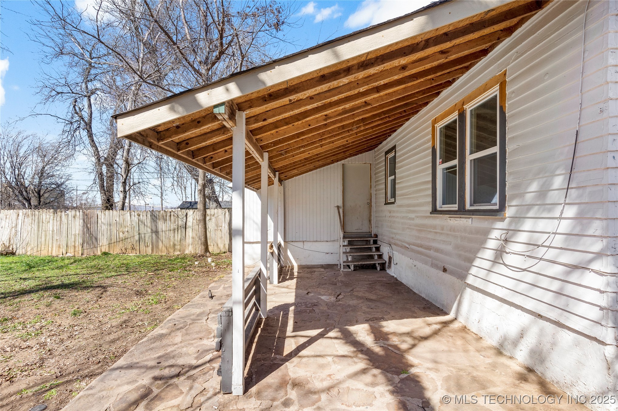 1128 S Zunis Avenue Property Photo 29