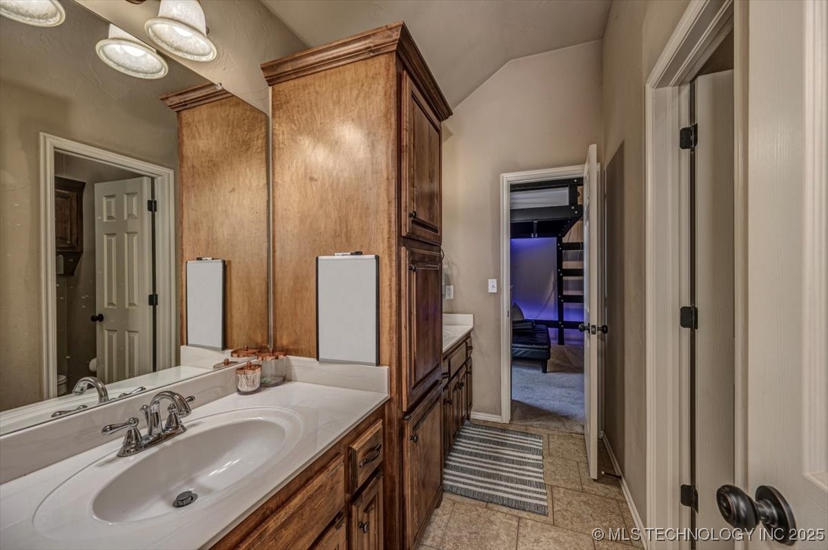 1909 Waterford Avenue Property Photo 26