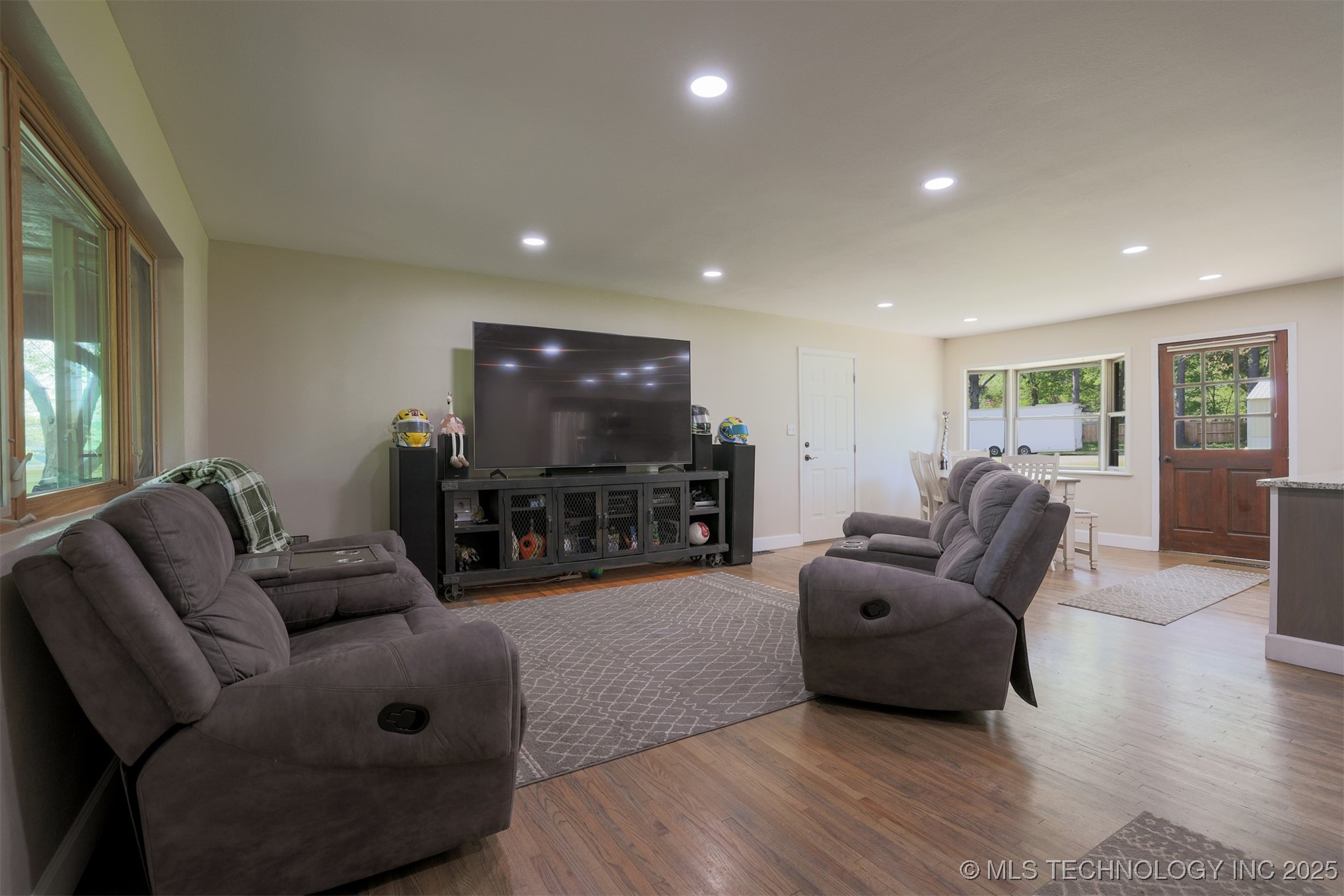 10124 N 151st East Avenue Property Photo 14