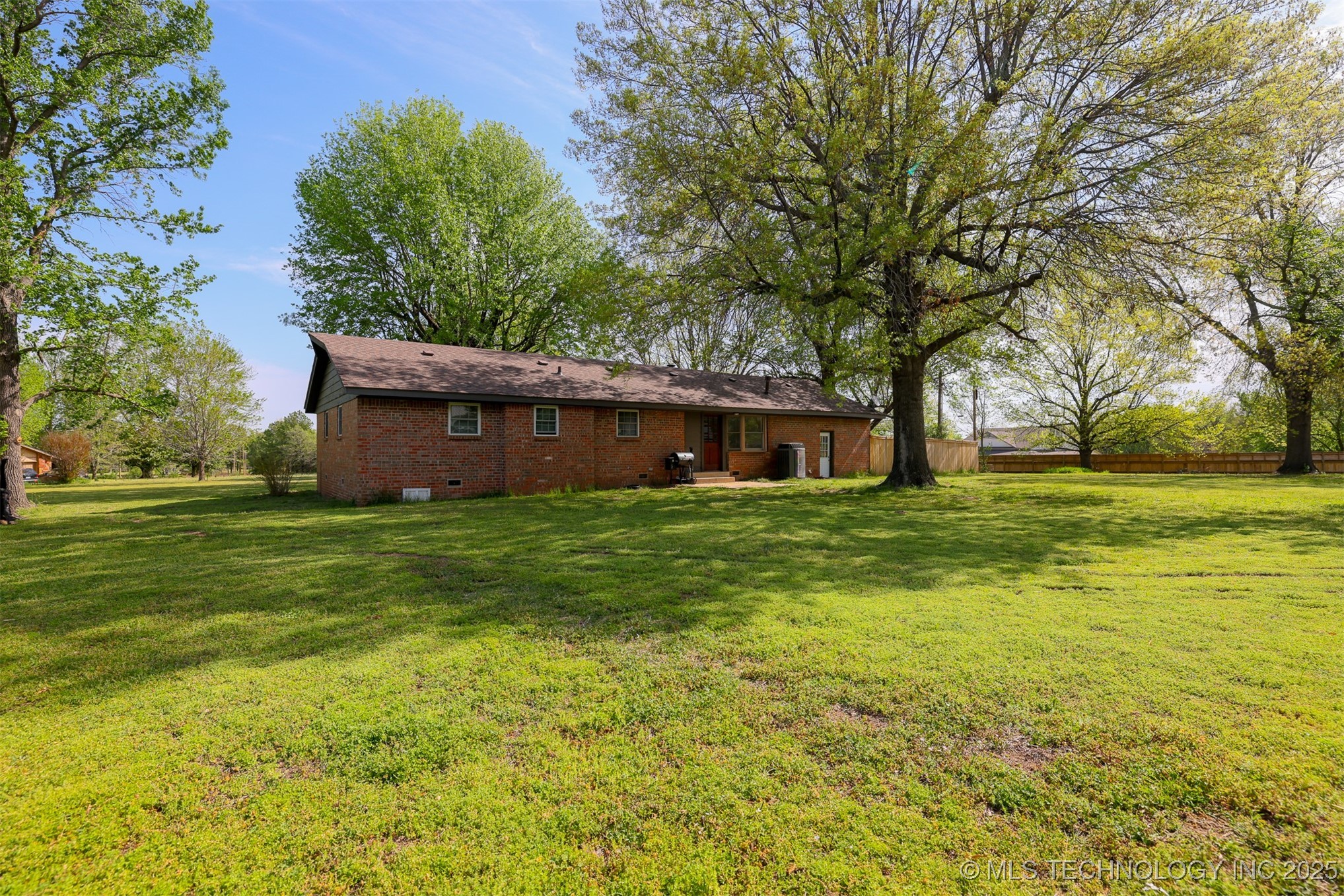 10124 N 151st East Avenue Property Photo 20