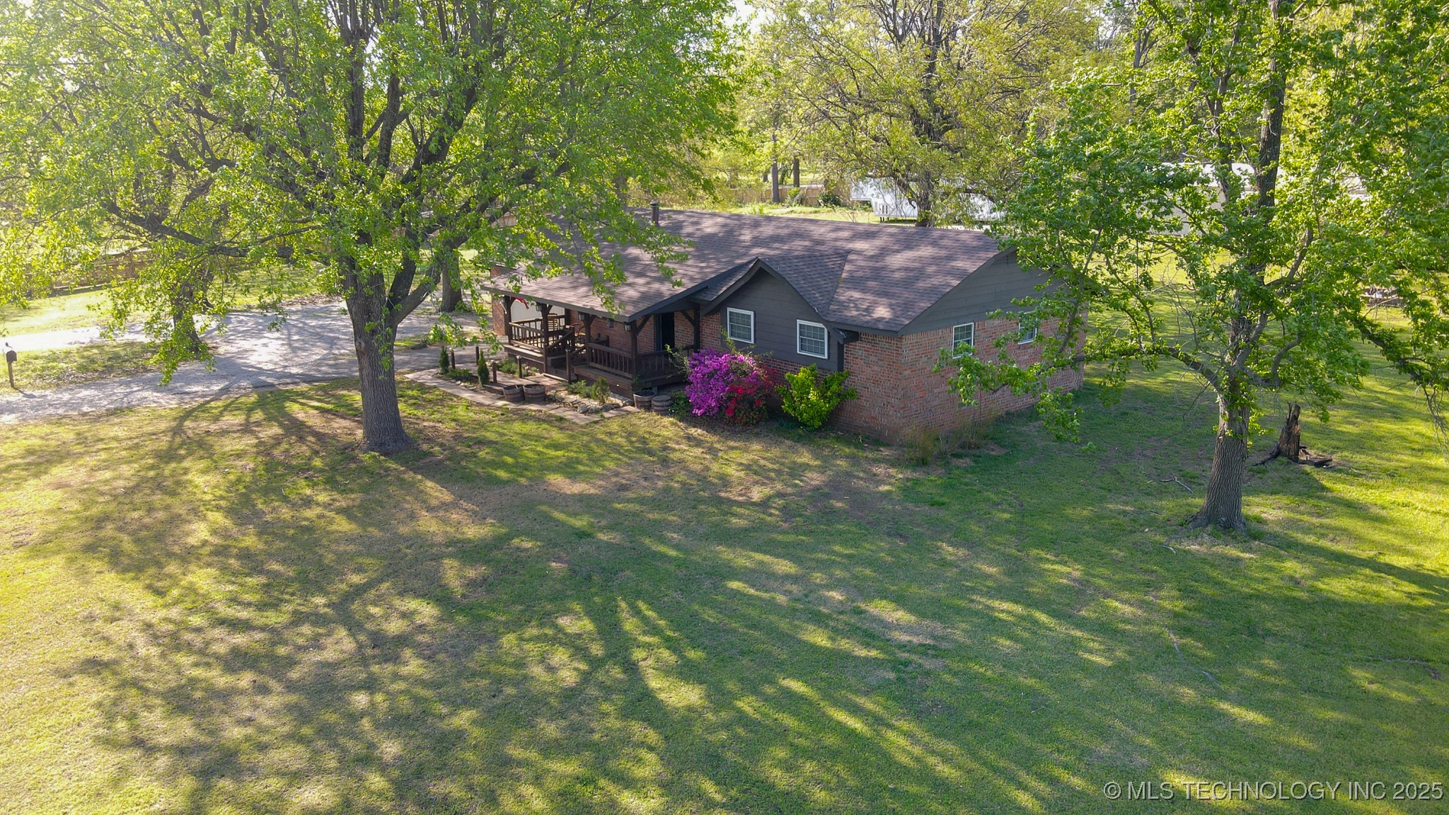 10124 N 151st East Avenue Property Photo 52