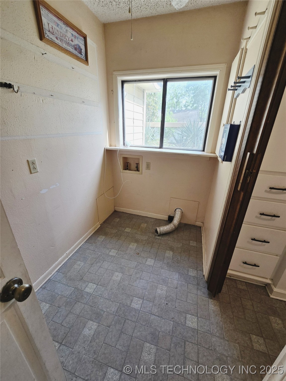 1303 N 6th Property Photo 18