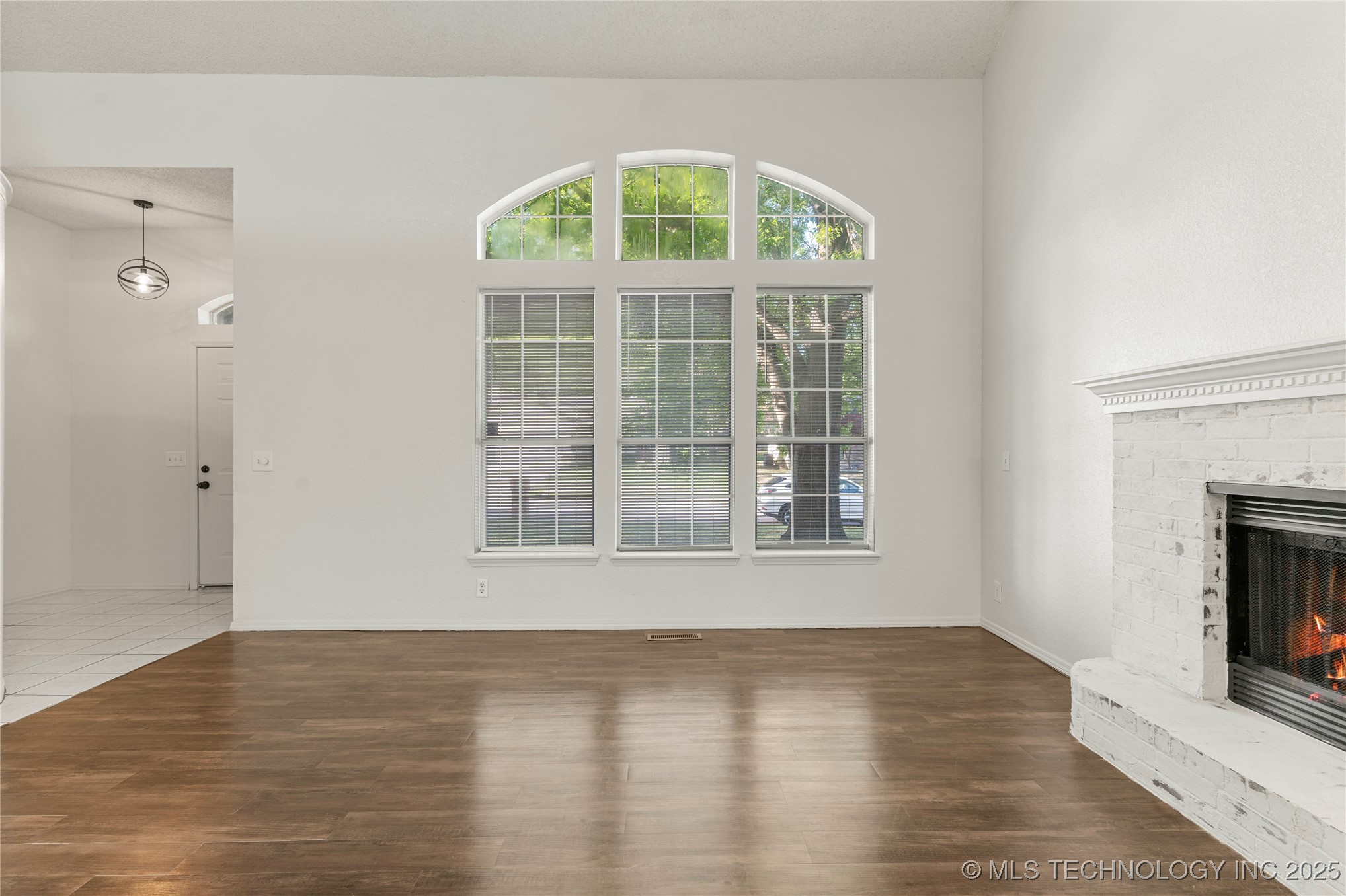 9319 E 92nd Street Property Photo 16