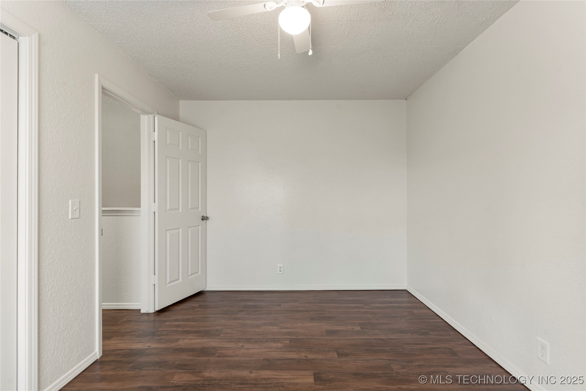 9319 E 92nd Street Property Photo 45