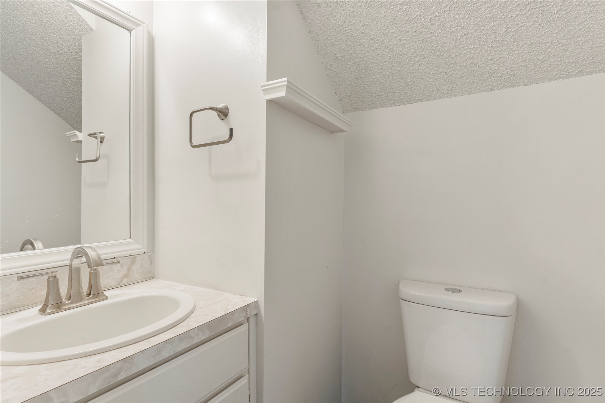 9319 E 92nd Street Property Photo 46
