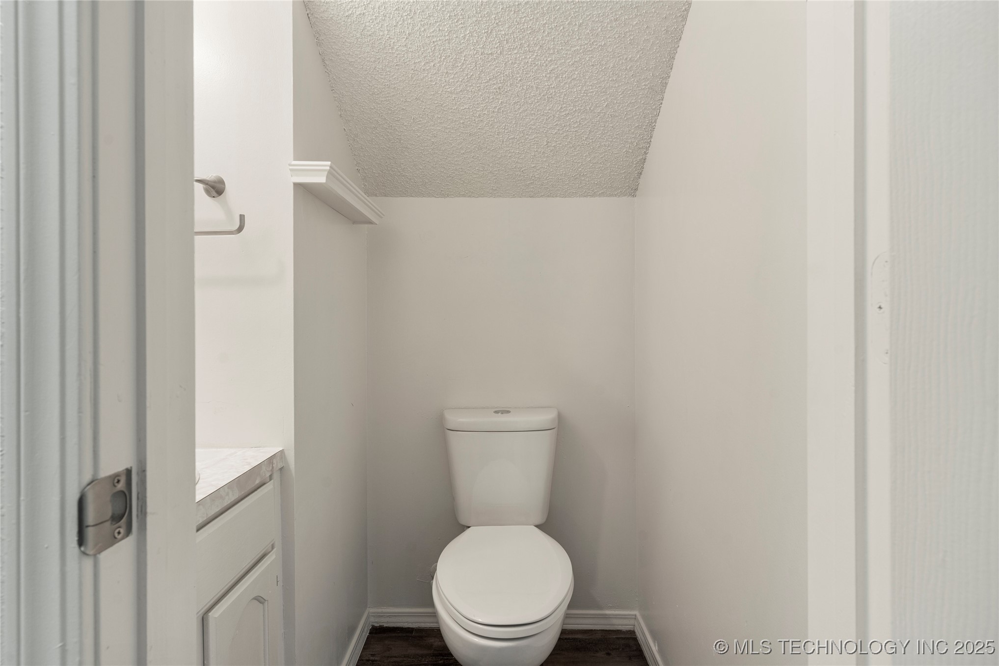 9319 E 92nd Street Property Photo 47