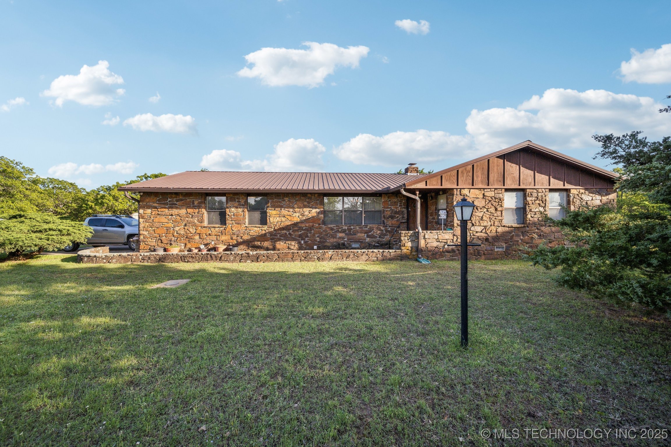9780 Celia Berryhill Road Property Photo