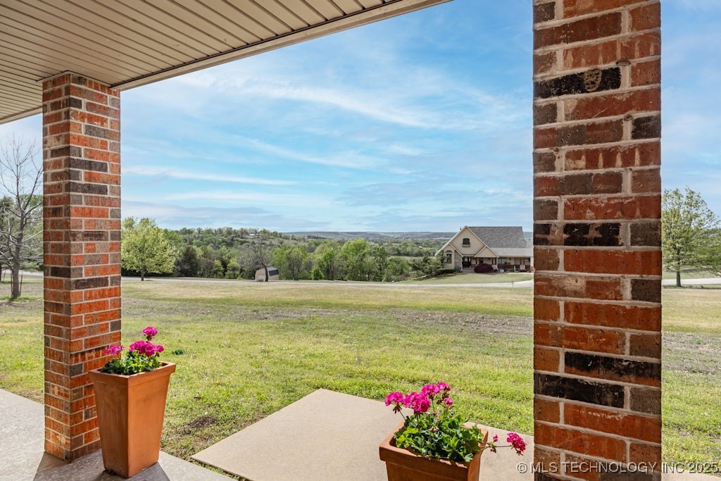 201 County Road 3006 Property Photo 6