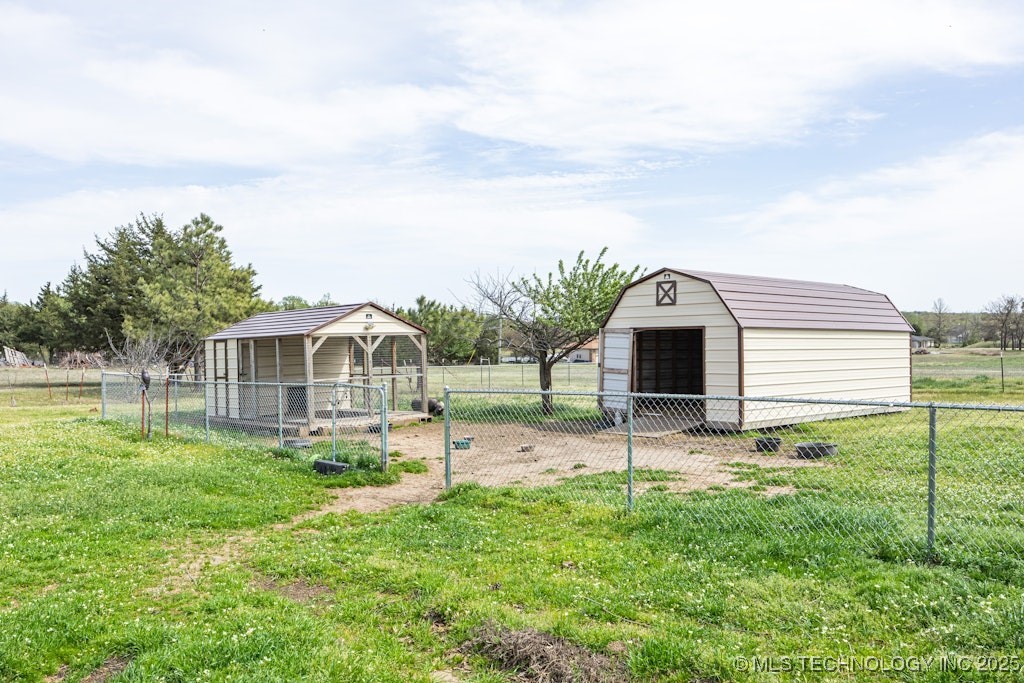 201 County Road 3006 Property Photo 69