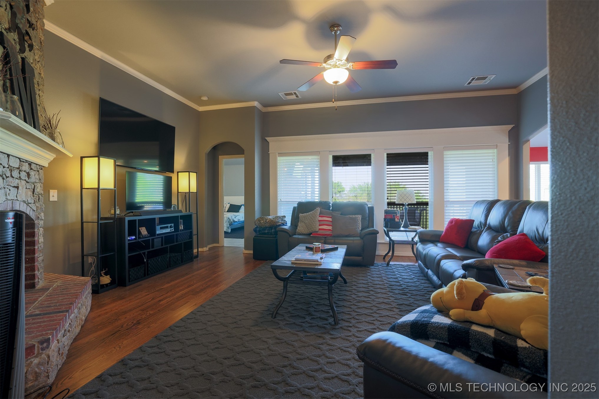 4308 N Ironwood Avenue Property Photo 8