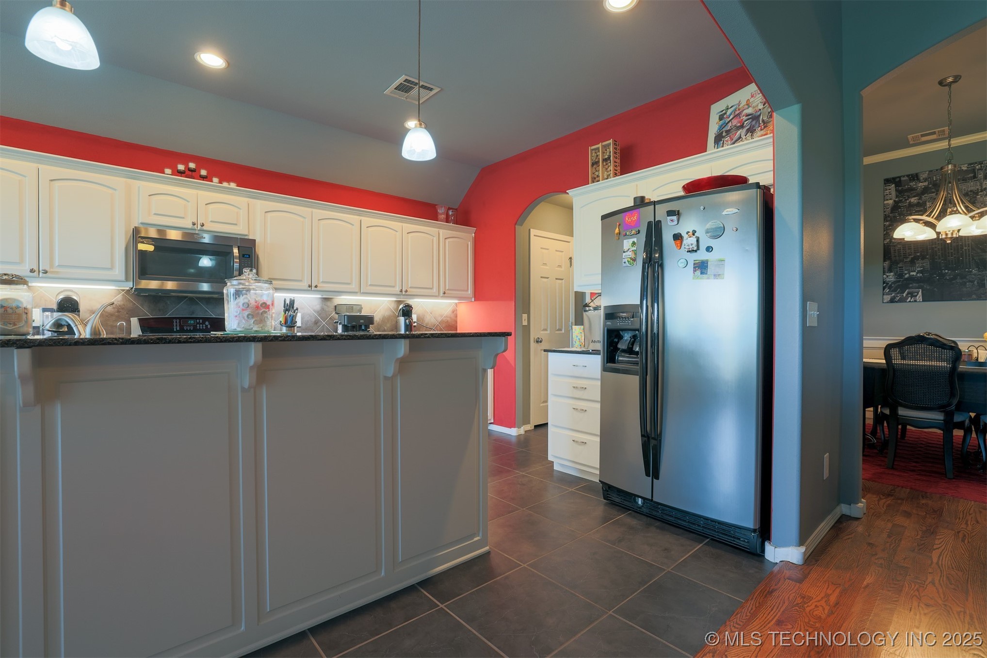4308 N Ironwood Avenue Property Photo 9