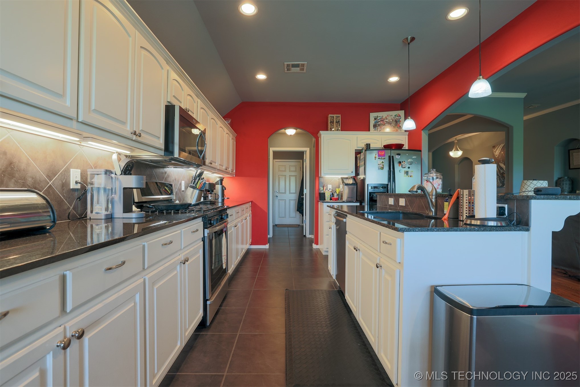 4308 N Ironwood Avenue Property Photo 15