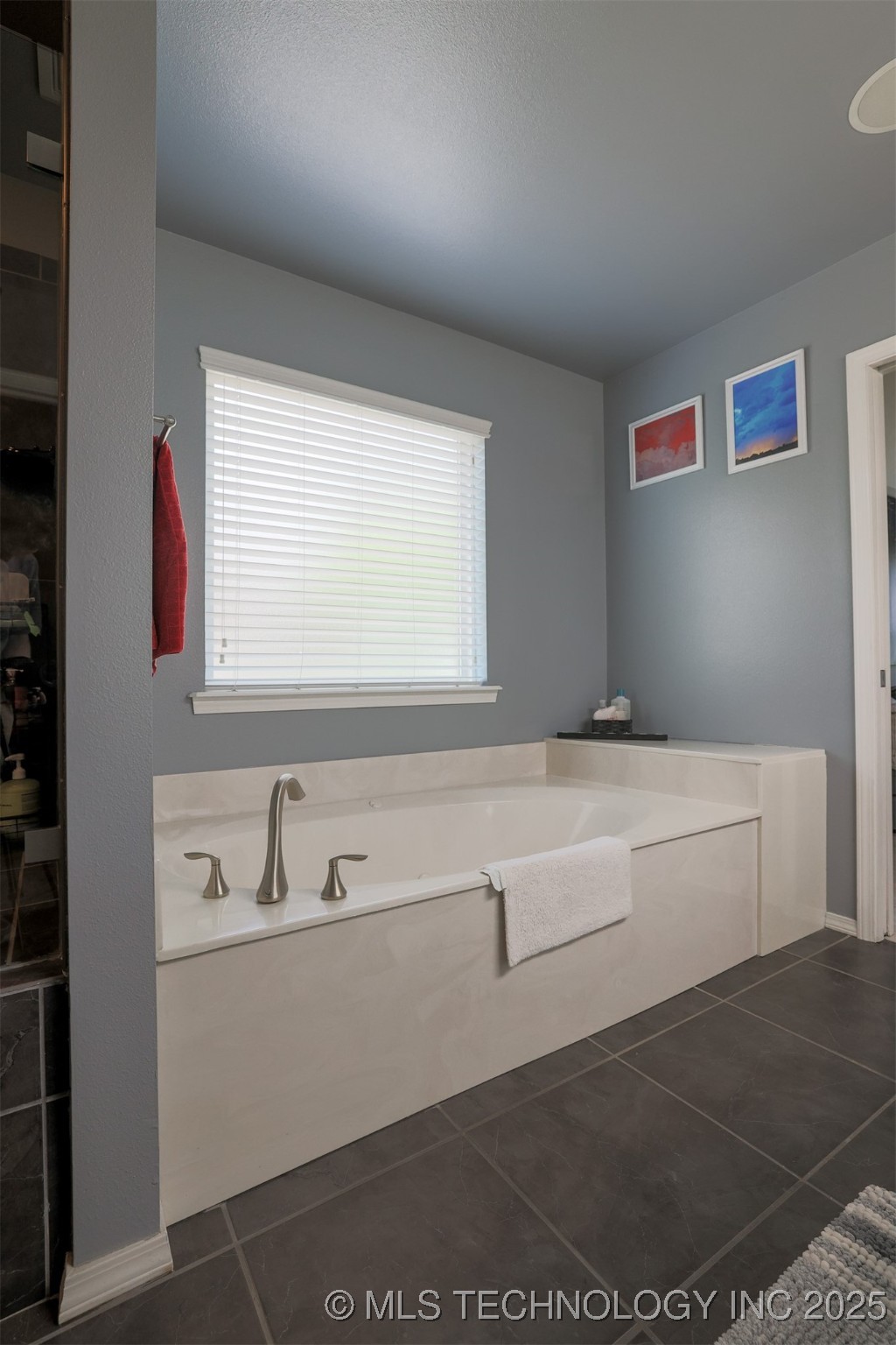 4308 N Ironwood Avenue Property Photo 28