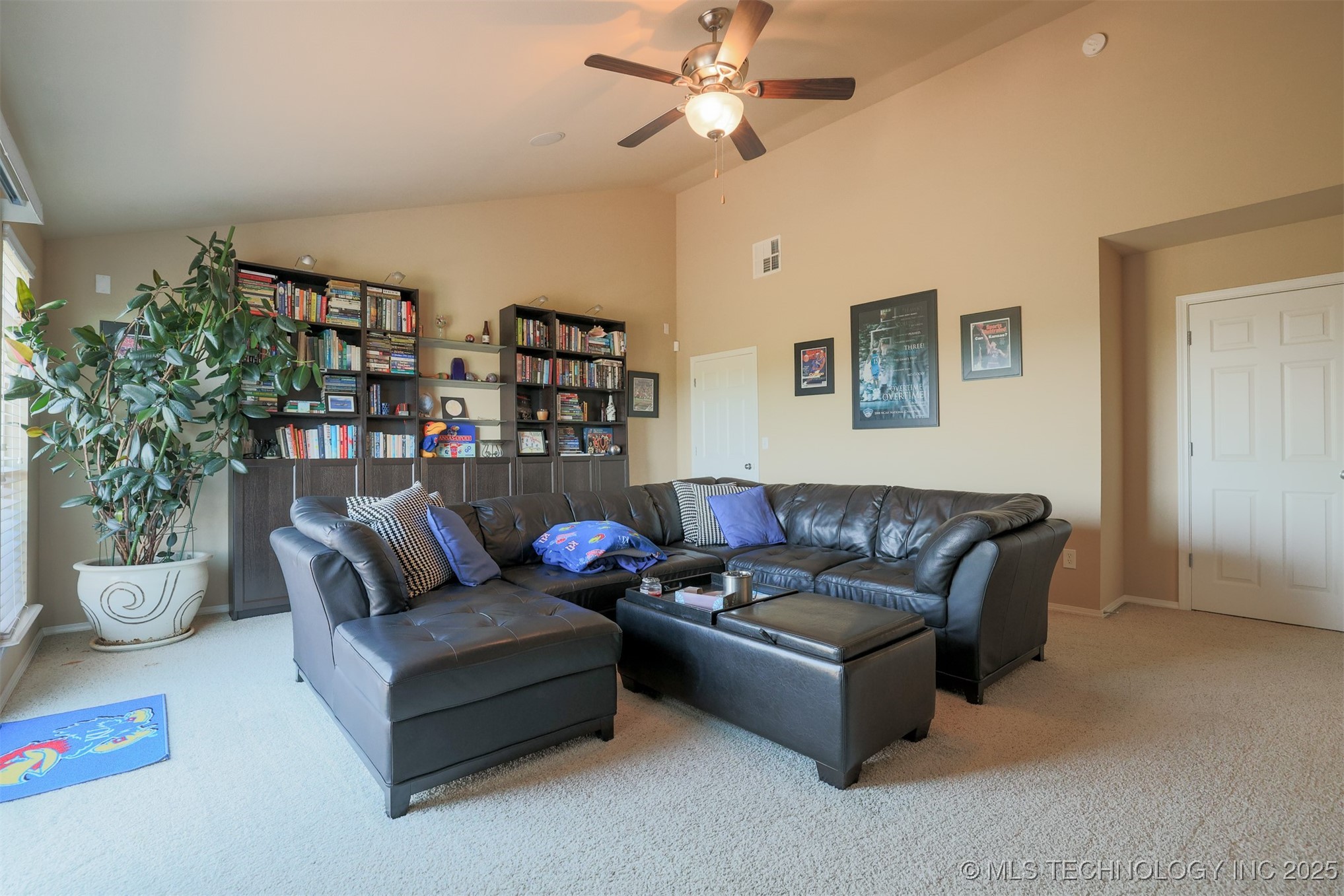 4308 N Ironwood Avenue Property Photo 44