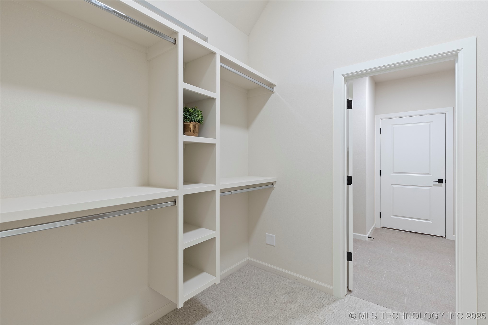 3700 W Laredo Street Property Photo 25