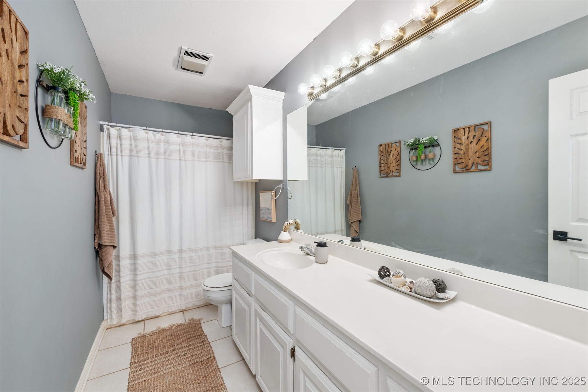 2204 Sunset Ridge Drive Property Photo 18