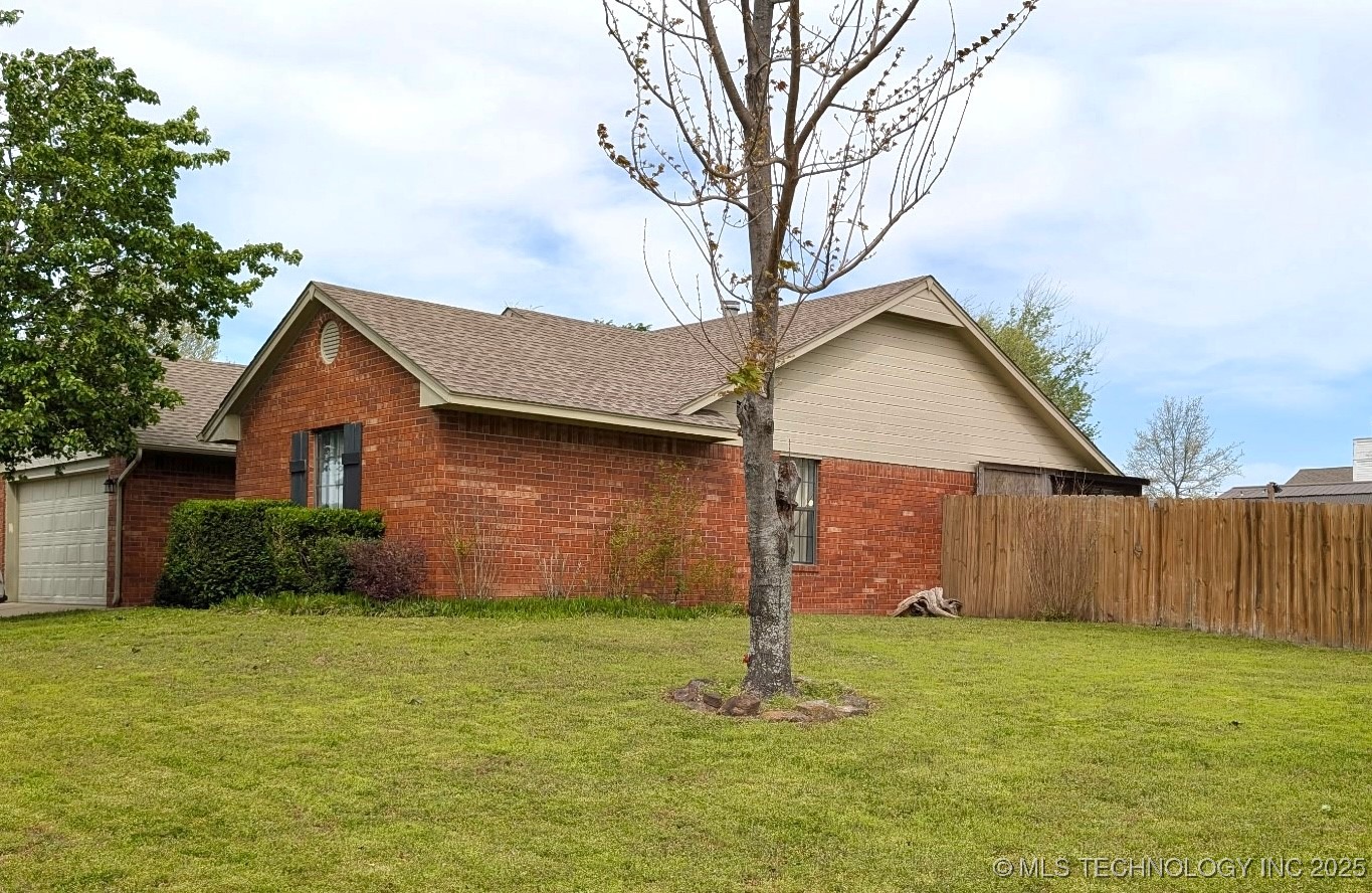 2204 Sunset Ridge Drive Property Photo 22