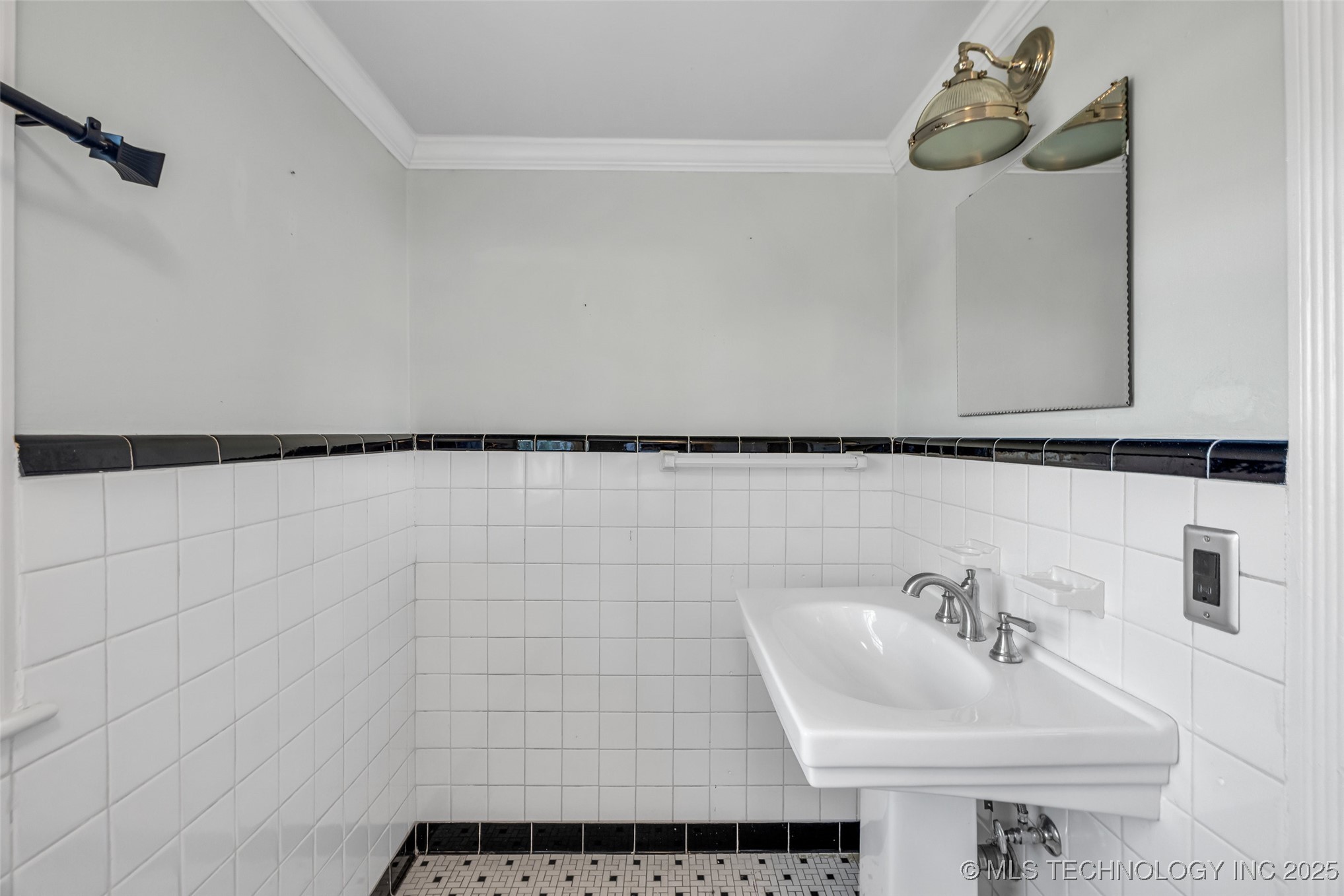 3334 S Wheeling Avenue Property Photo 46