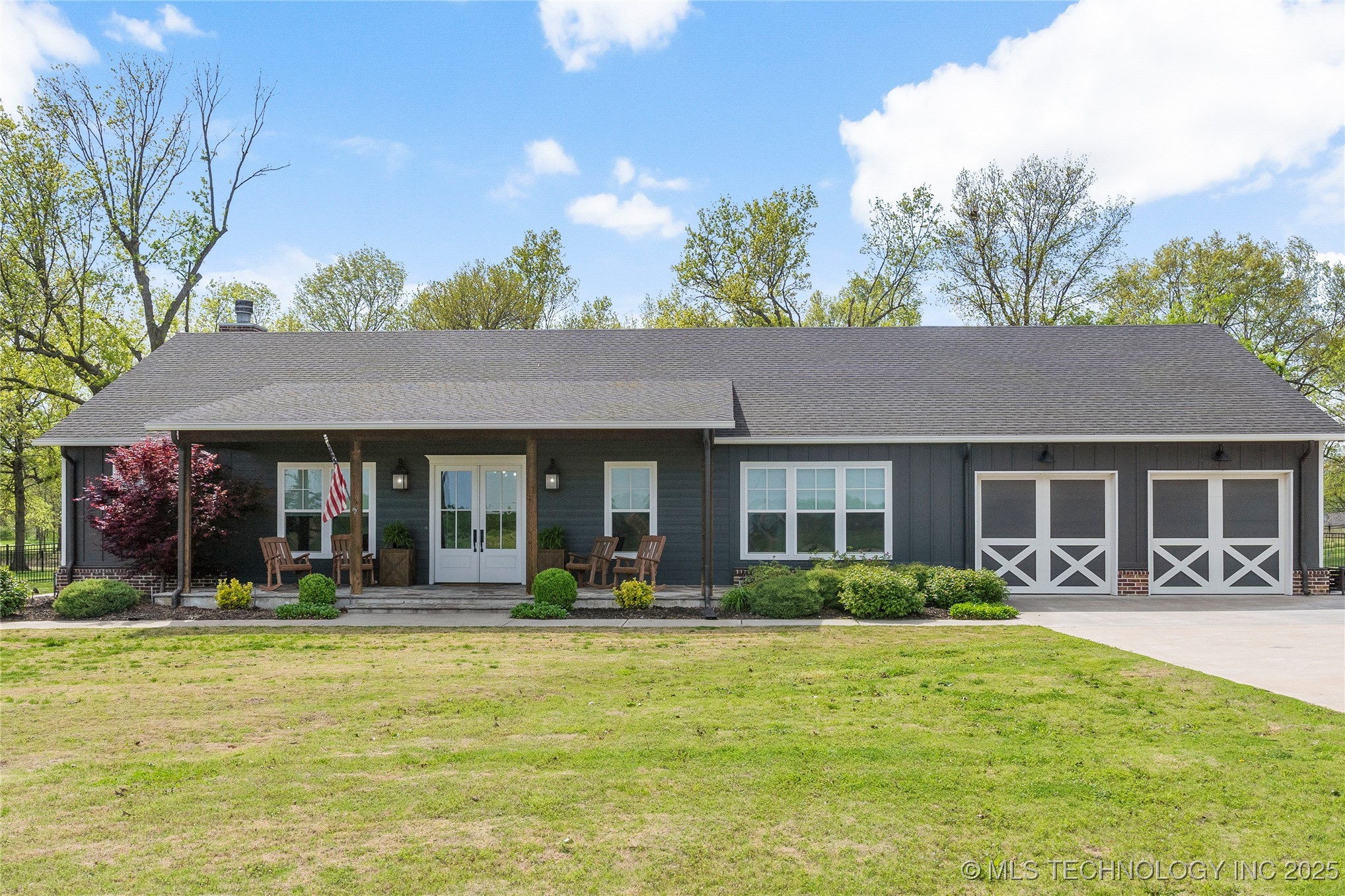 8510 S 305th East Avenue Property Photo