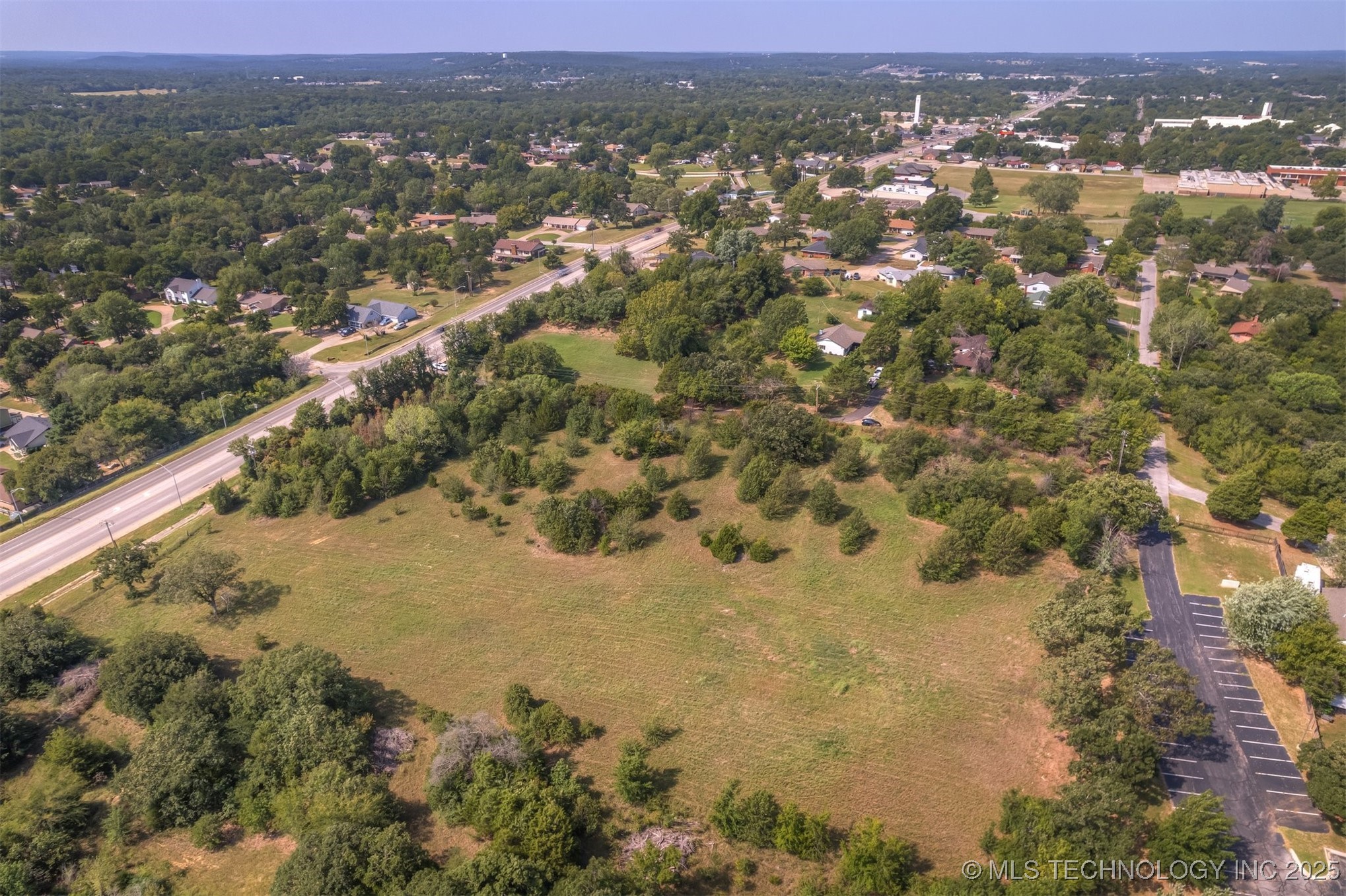 1801 E Taft Street Property Photo 10