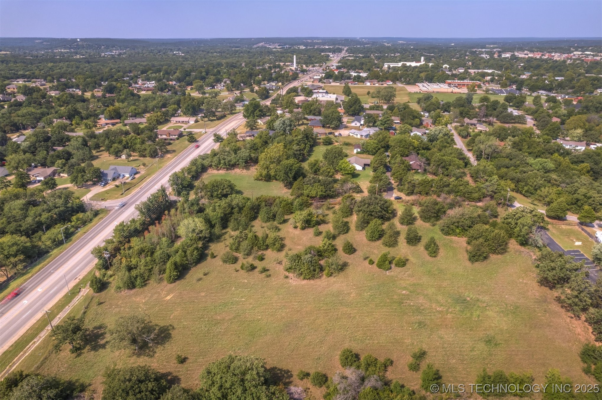 1801 E Taft Street Property Photo 11