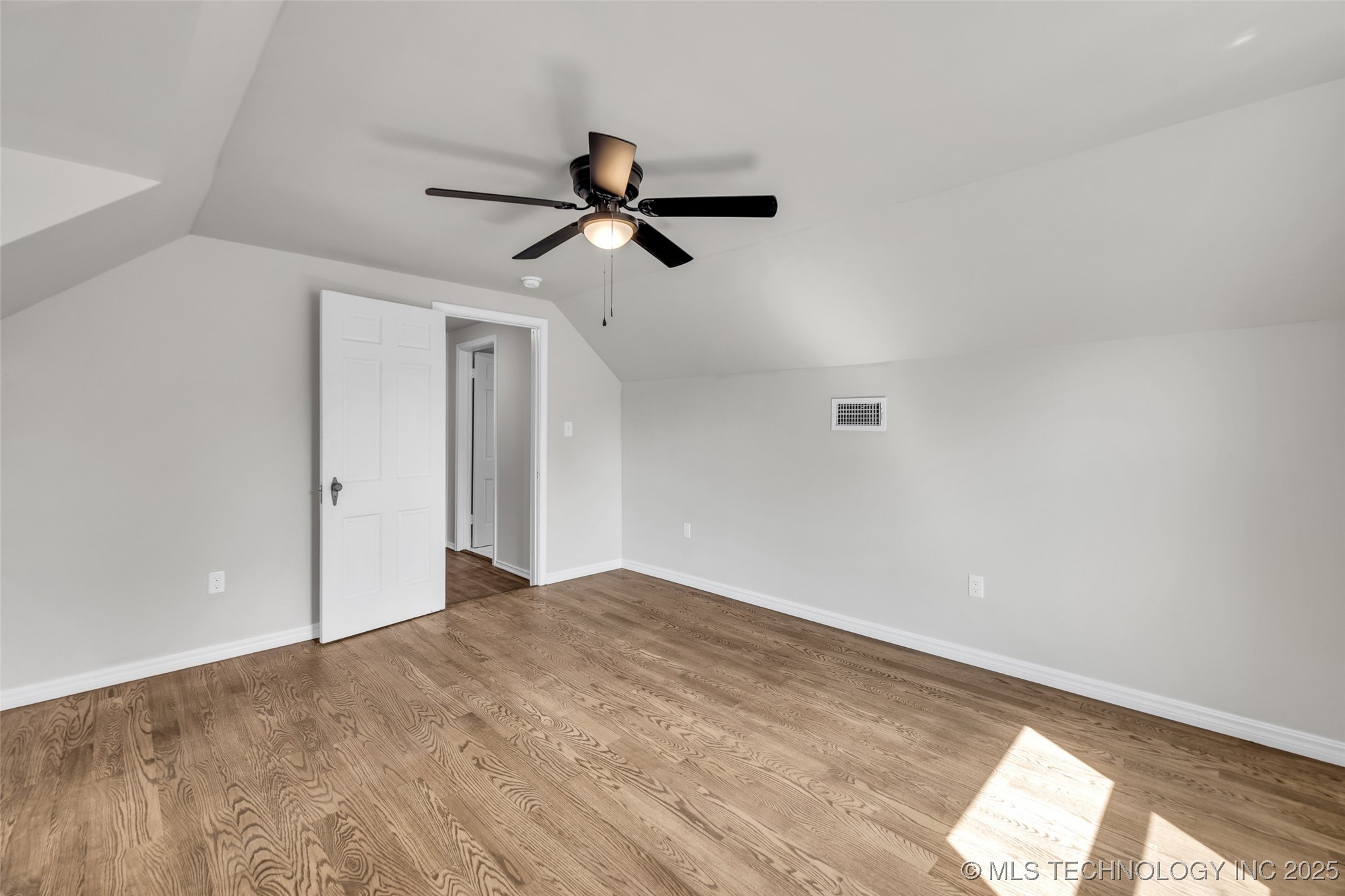 2603 E 20th Street Property Photo 48