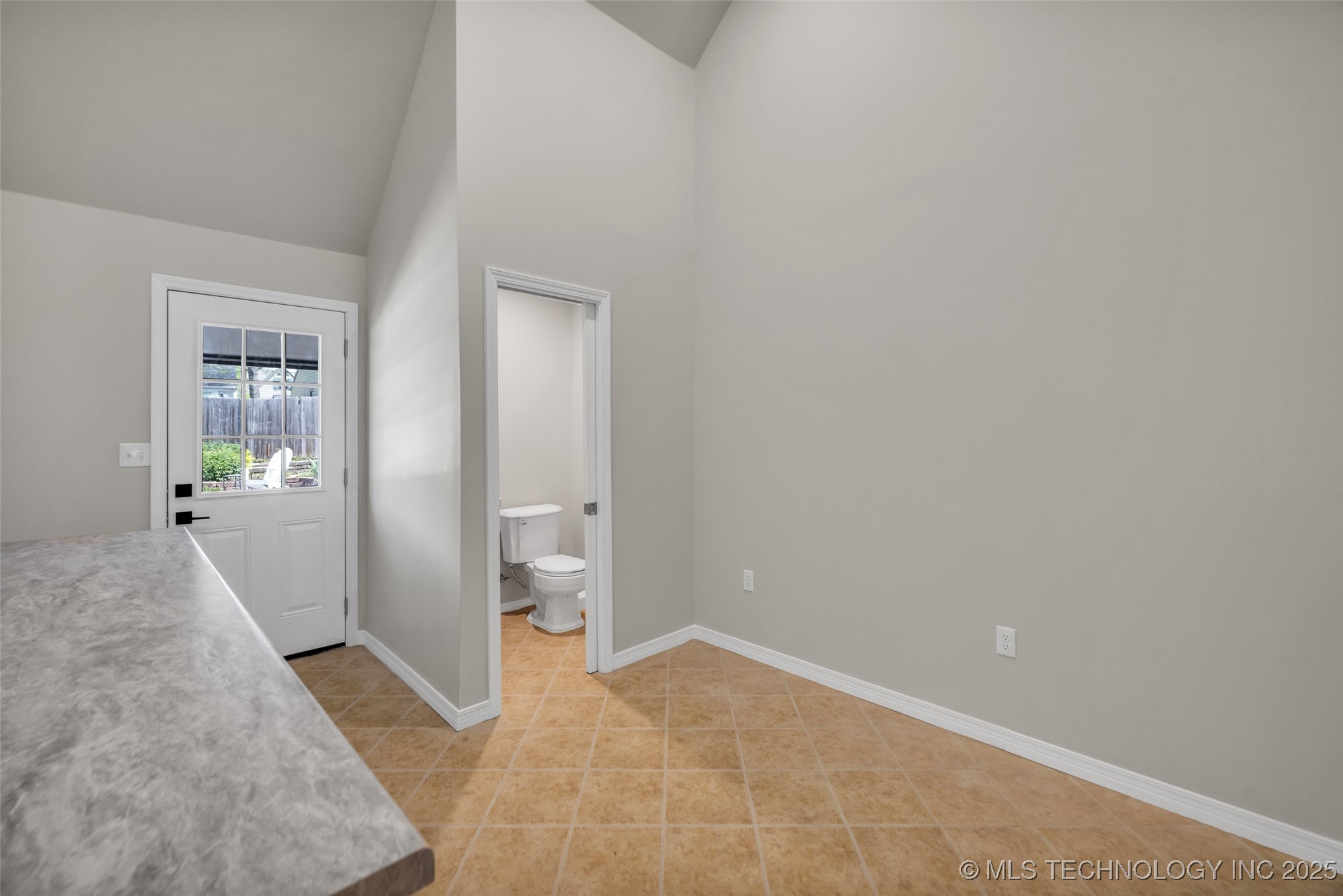 2603 E 20th Street Property Photo 50