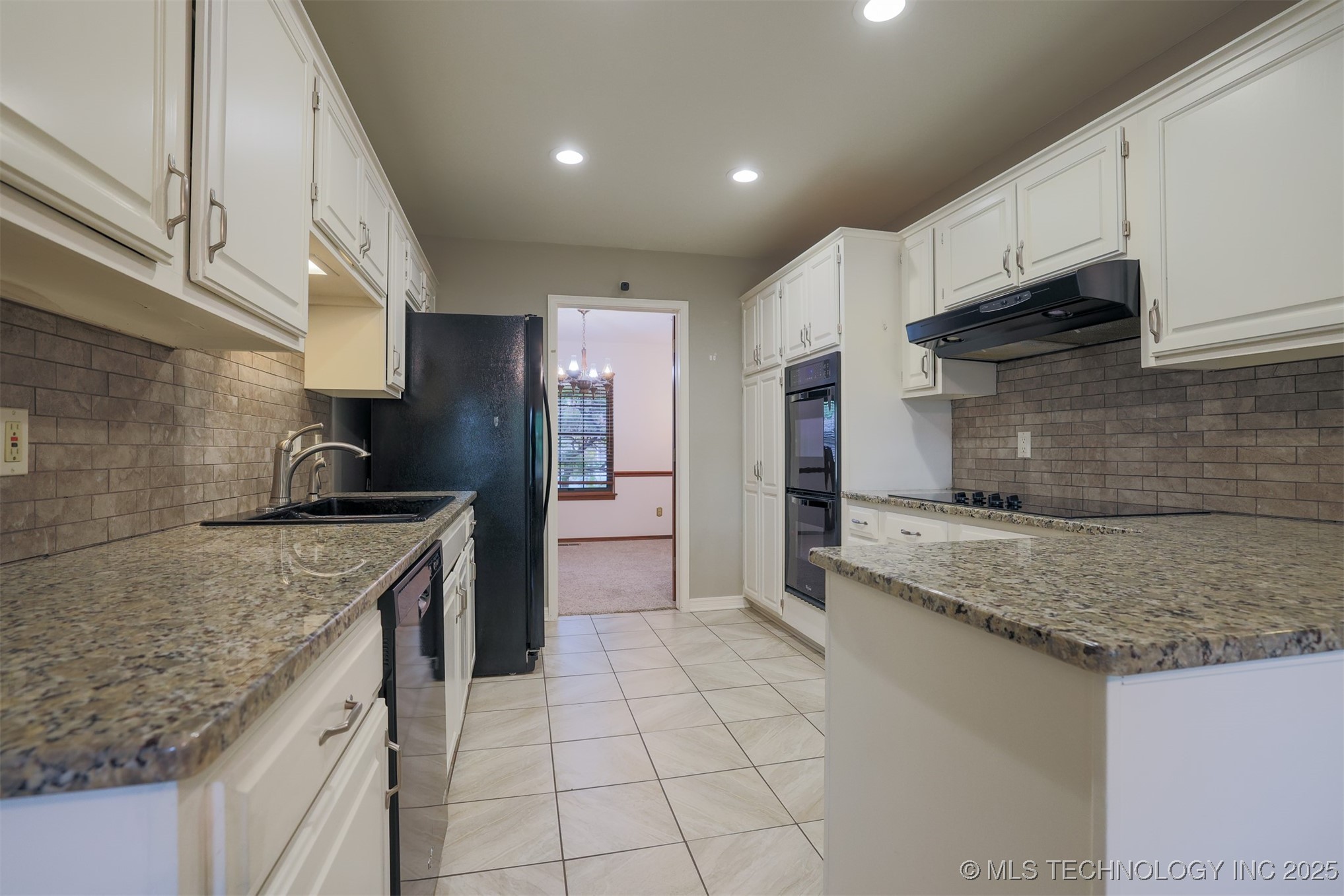 7014 E 64th Place Property Photo 15