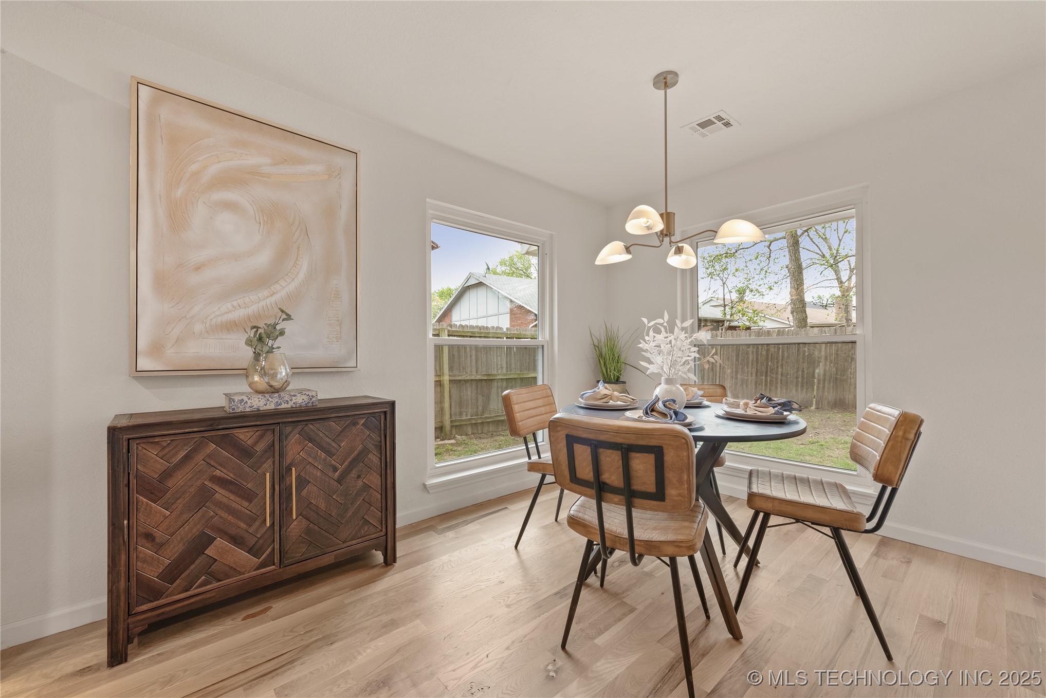 12234 E 39th Street Property Photo 11