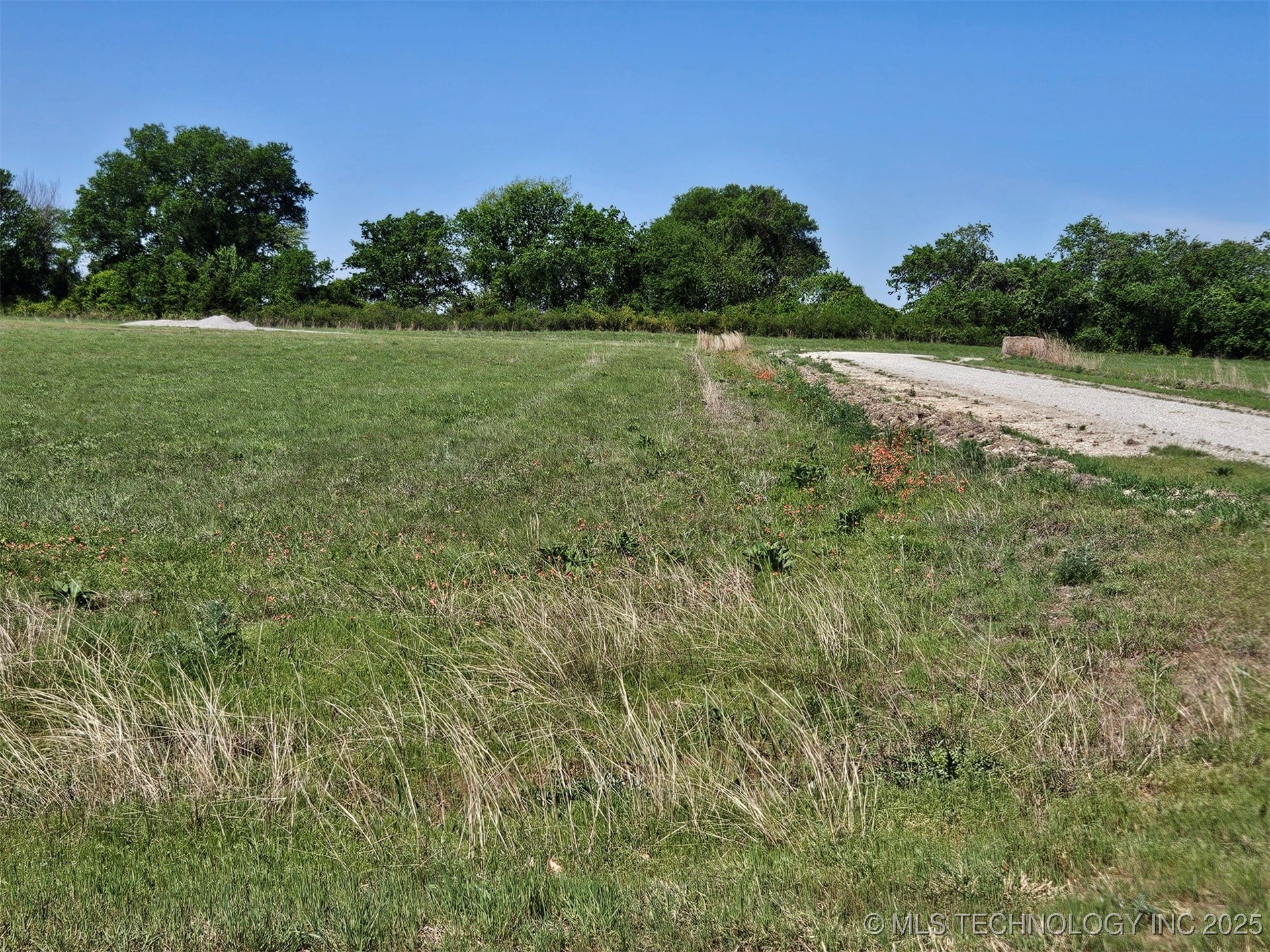 Hickory Property Photo
