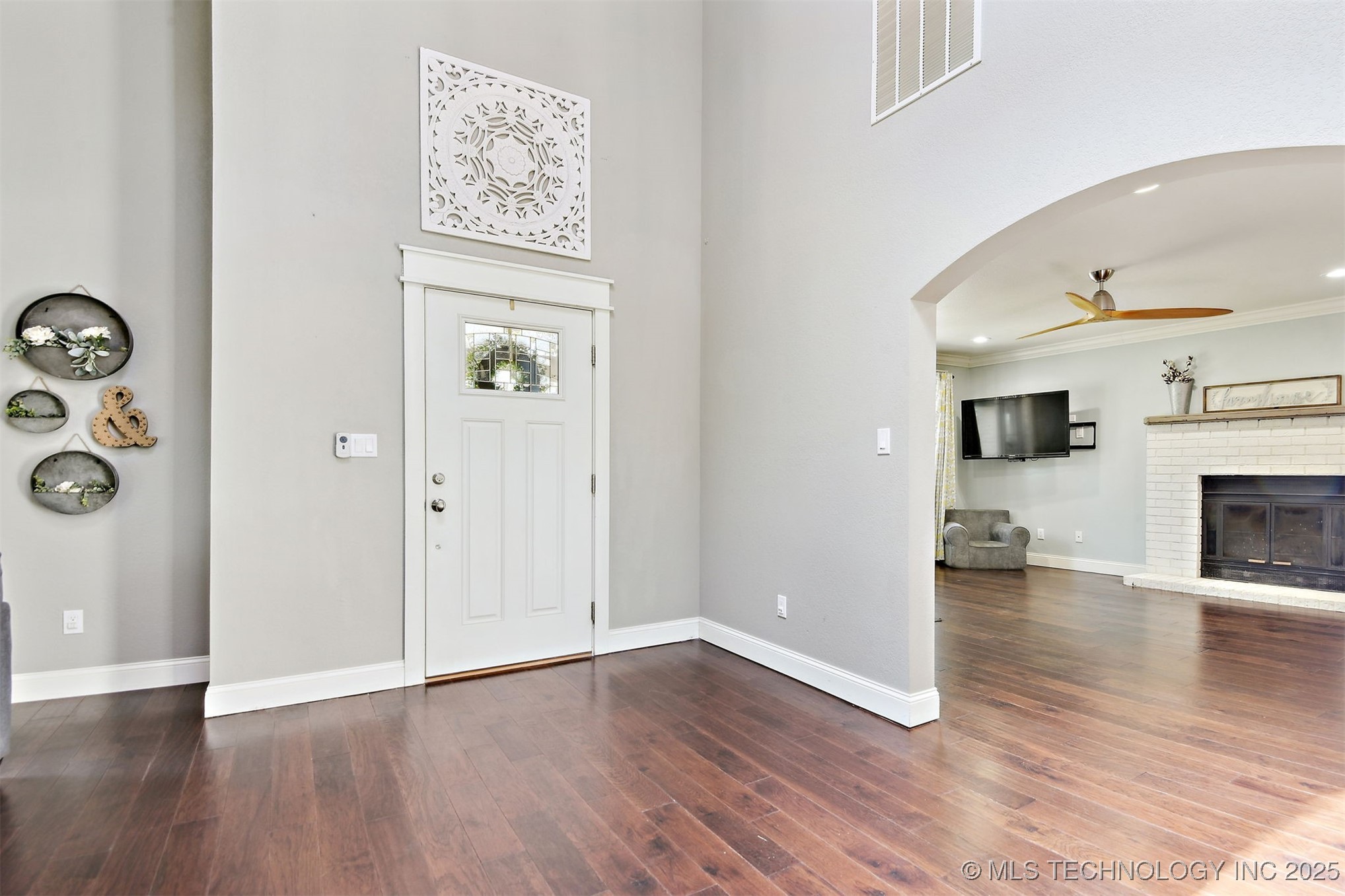 1749 Basin Road Property Photo 5