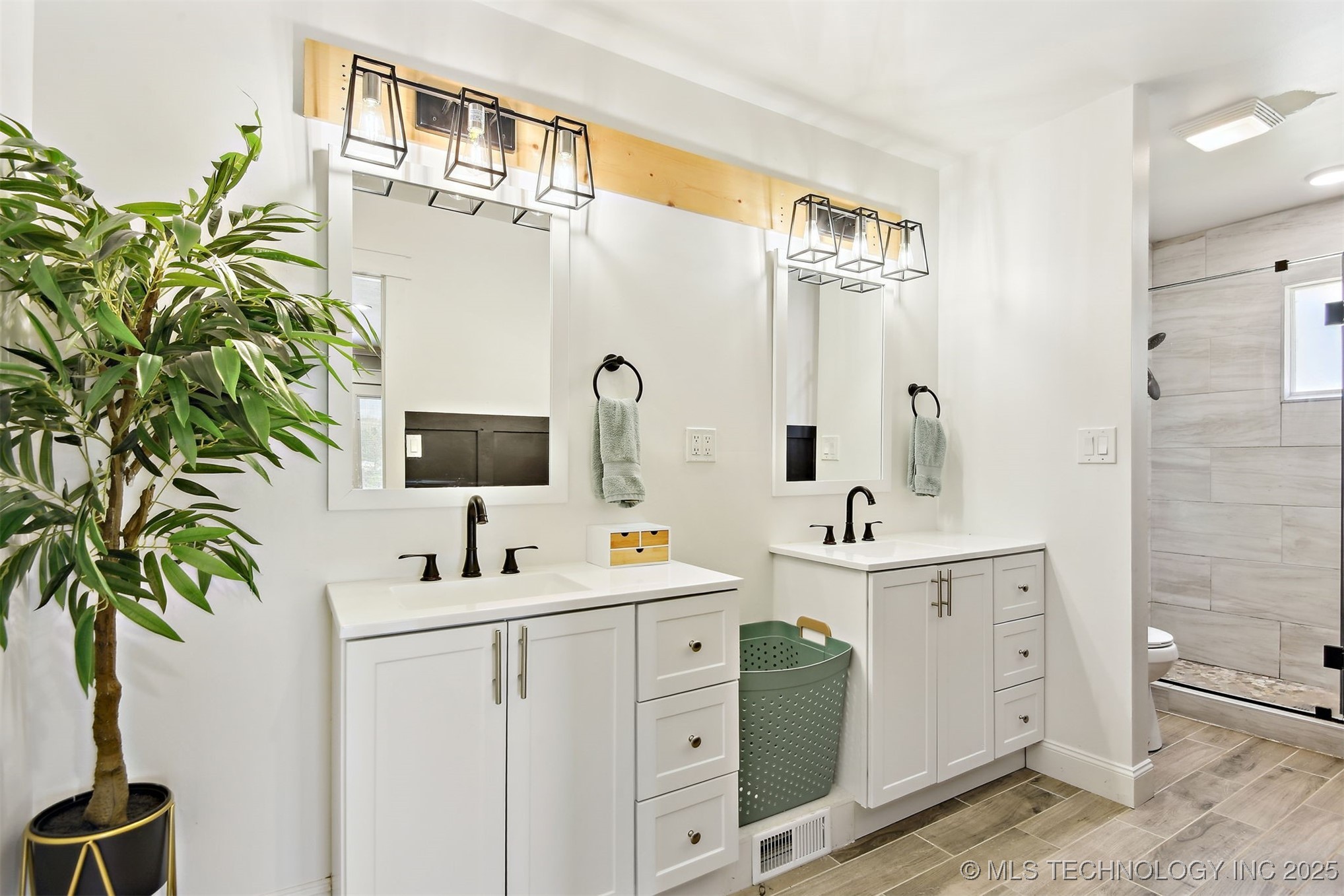 1749 Basin Road Property Photo 29