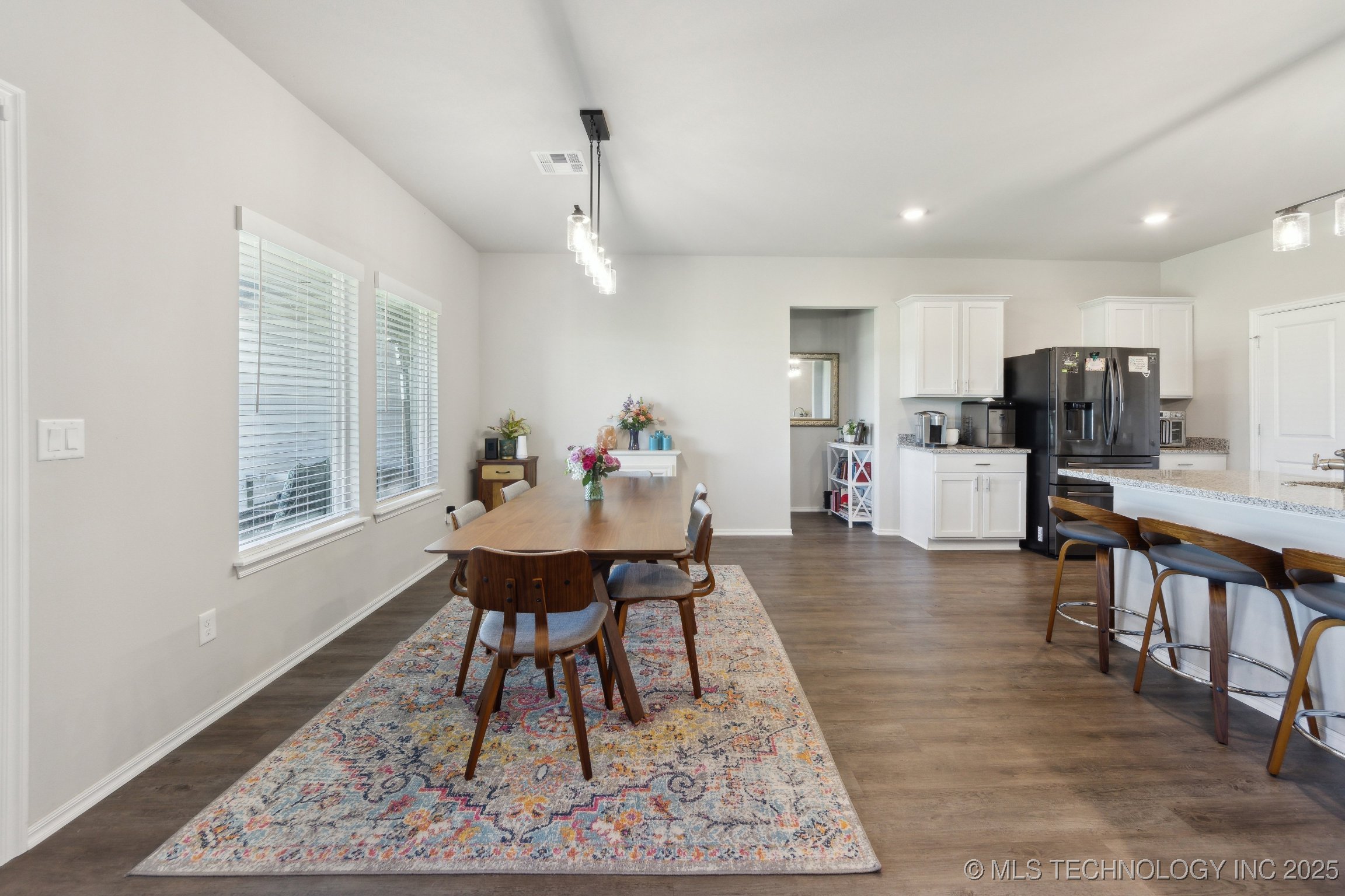 80 Stonegate Drive Property Photo 11