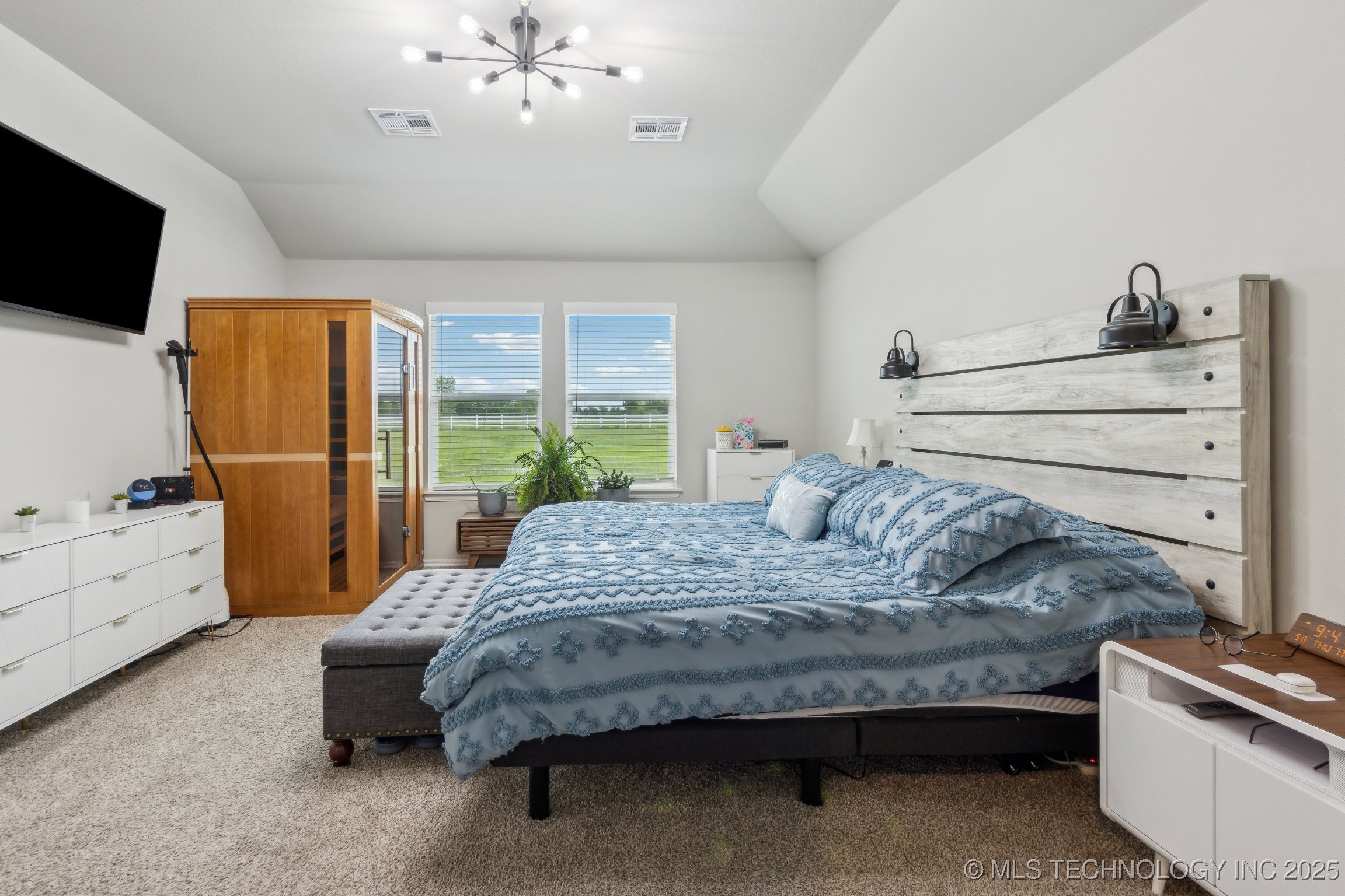 80 Stonegate Drive Property Photo 40