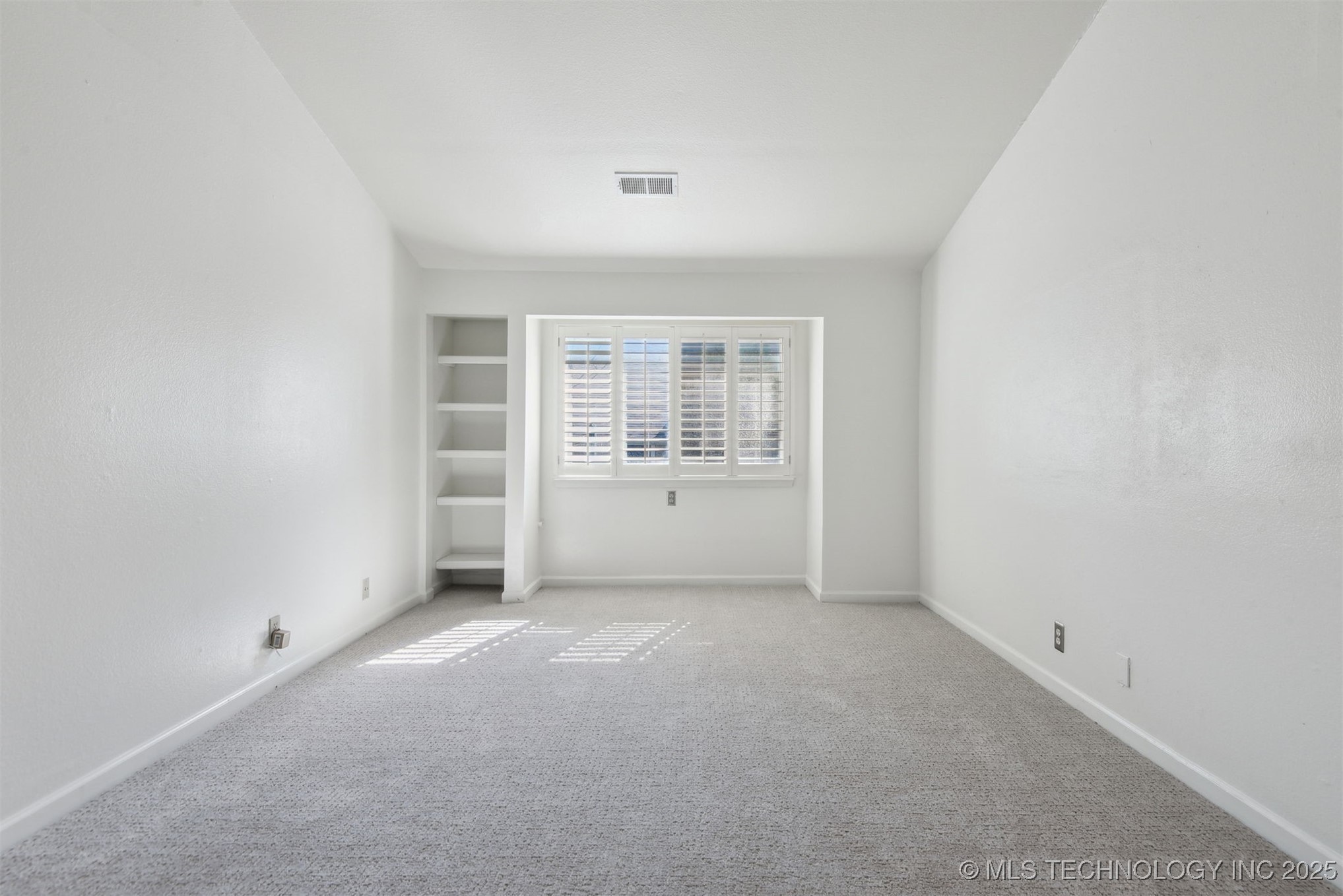 9107 S Florence Avenue 5 Property Photo 23