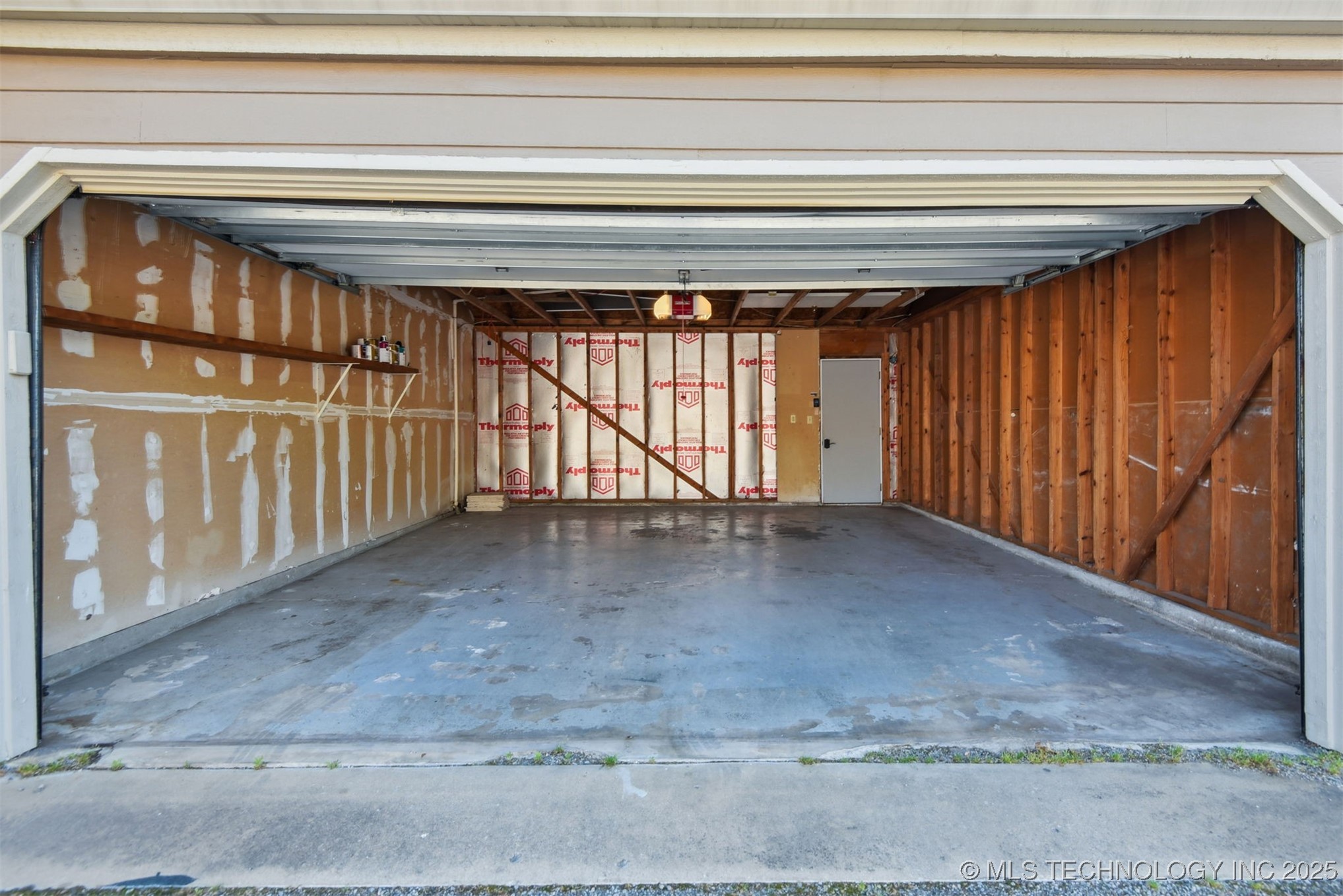 9107 S Florence Avenue 5 Property Photo 44